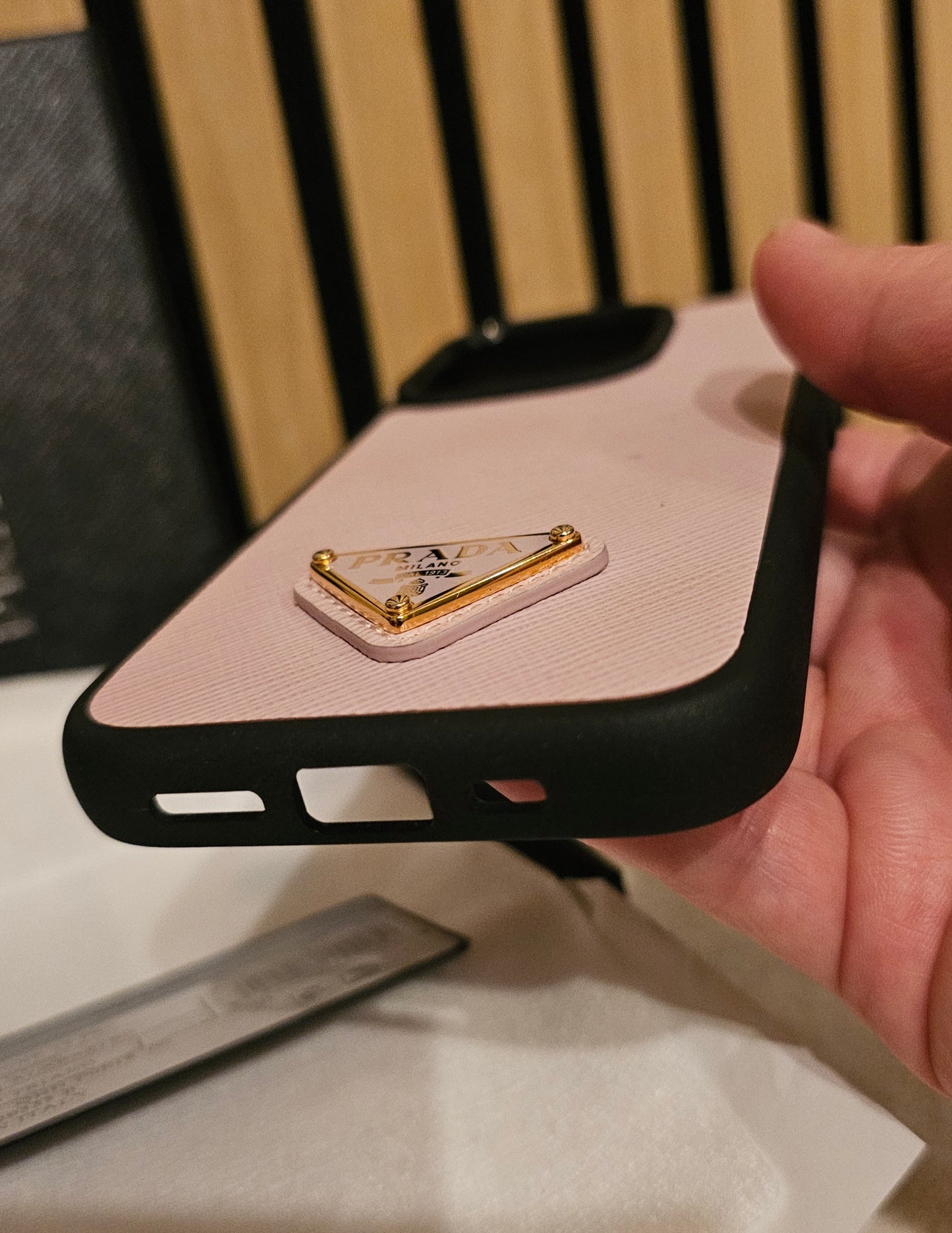 Prada telefon cover