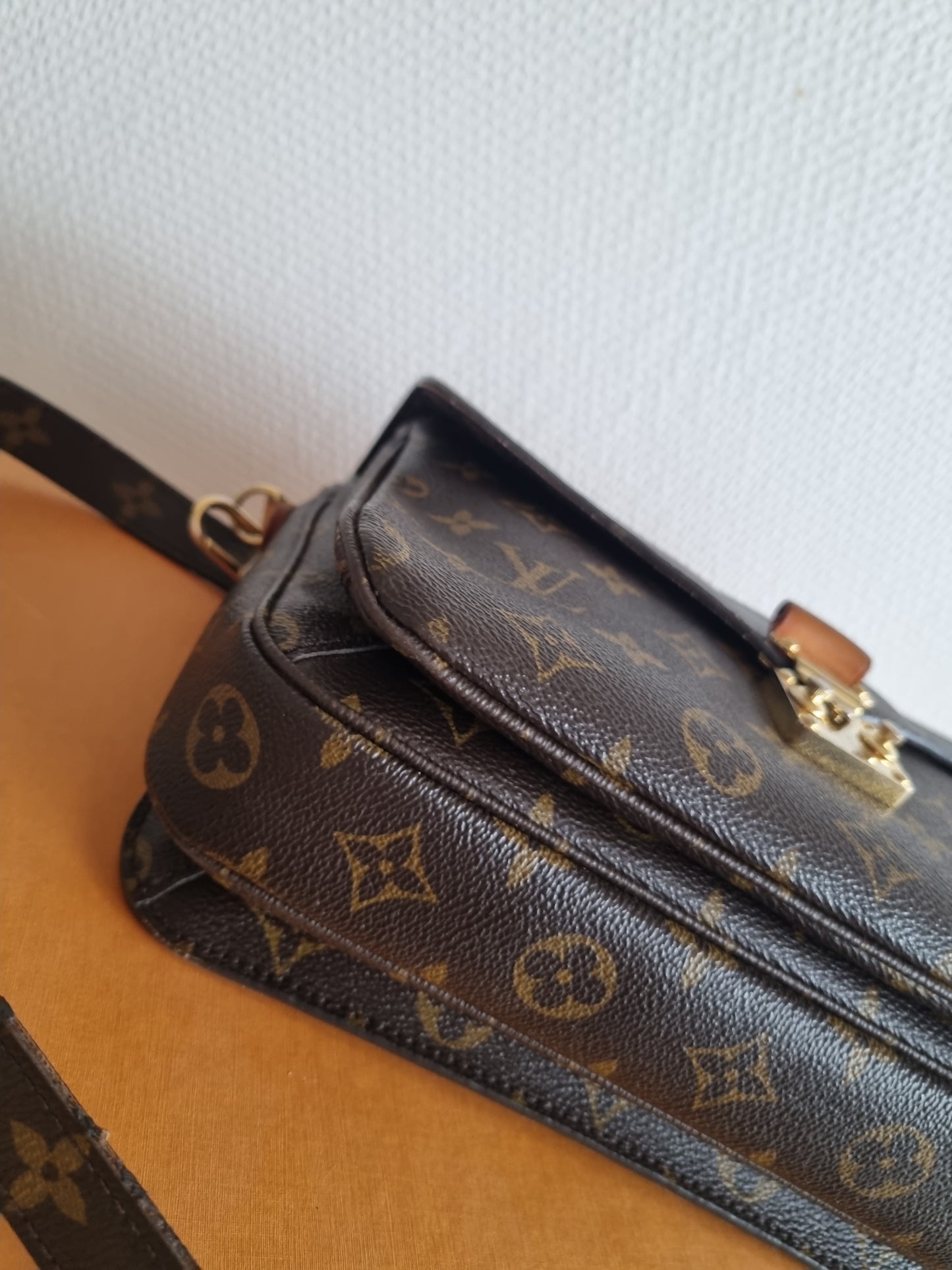 Louis Vuitton pochette Mètis, monogram kanvas.