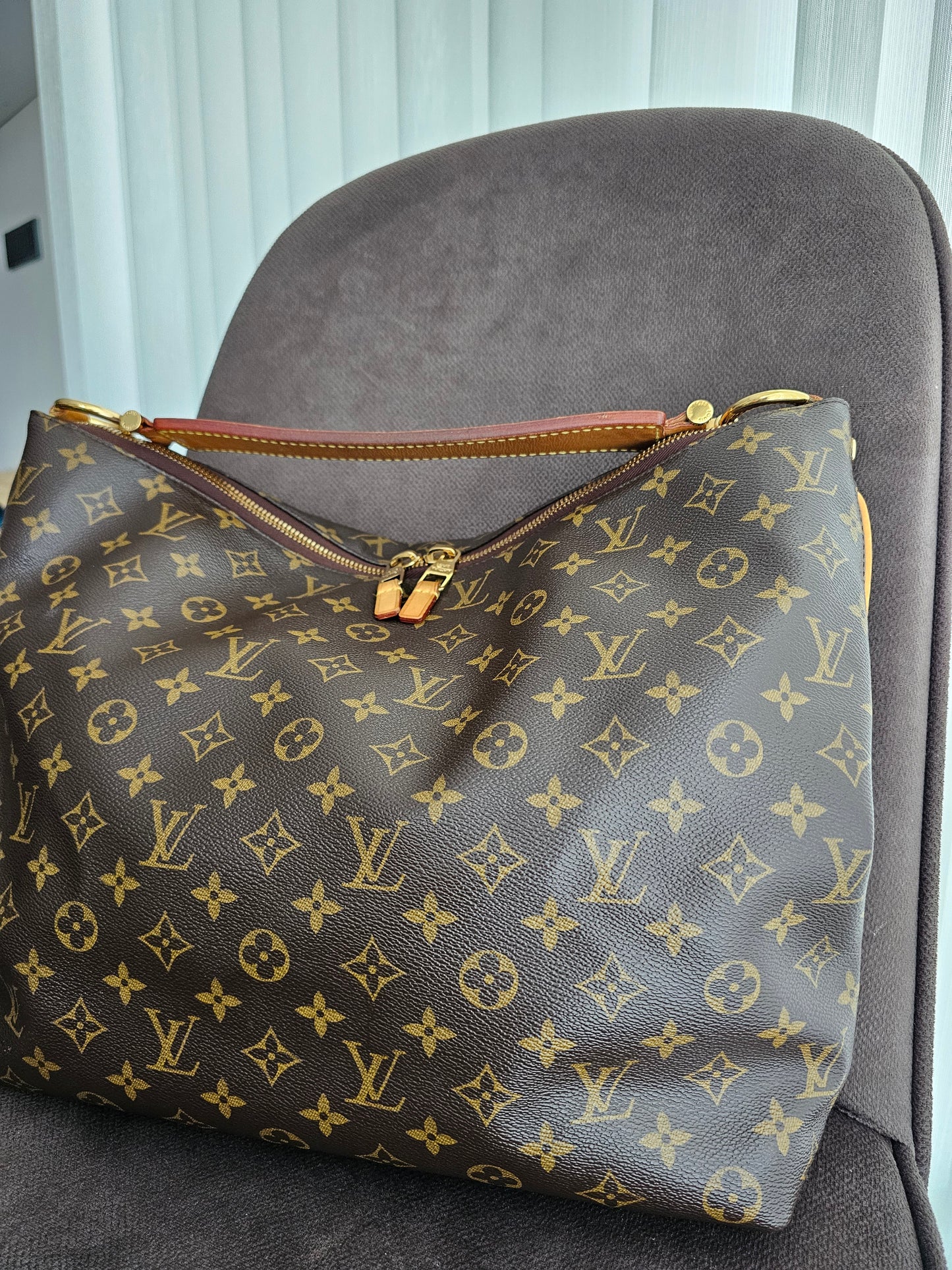 Louis Vuitton sully MM, MNG kanvas.