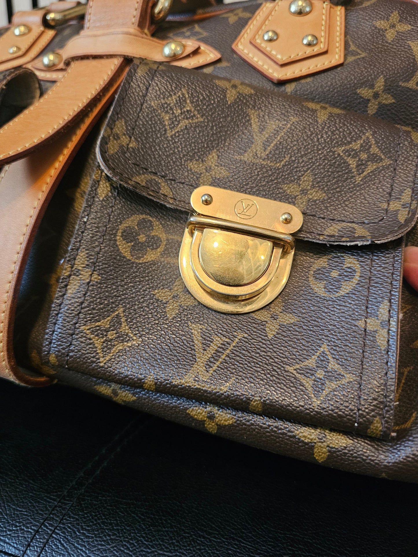 Louis Vuitton Manhattan, MNG kanvas.