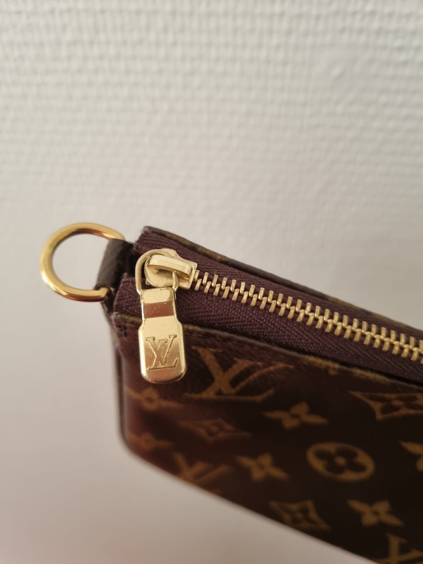 Louis vuitton pochette accesories NM I monogram kanvas.