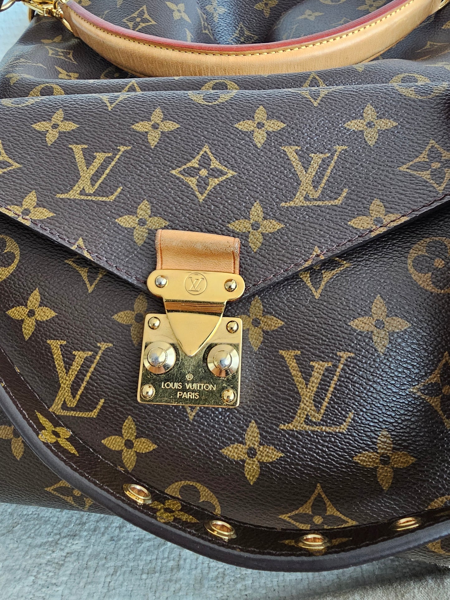Louis Vuitton Metis Hobo, monogram kanvas.
