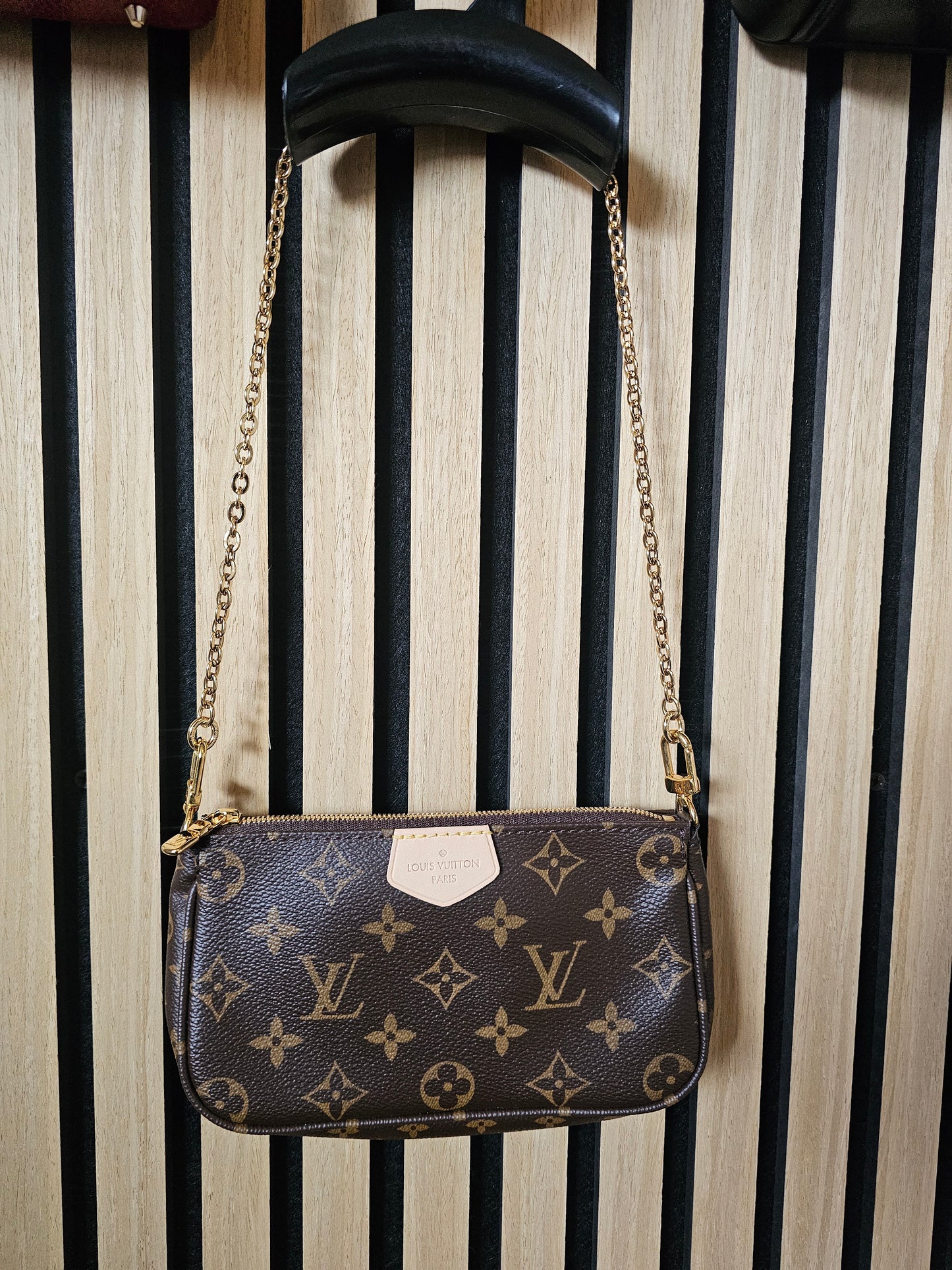 Louis Vuitton Small pochette accesories, Monogram kanvas.