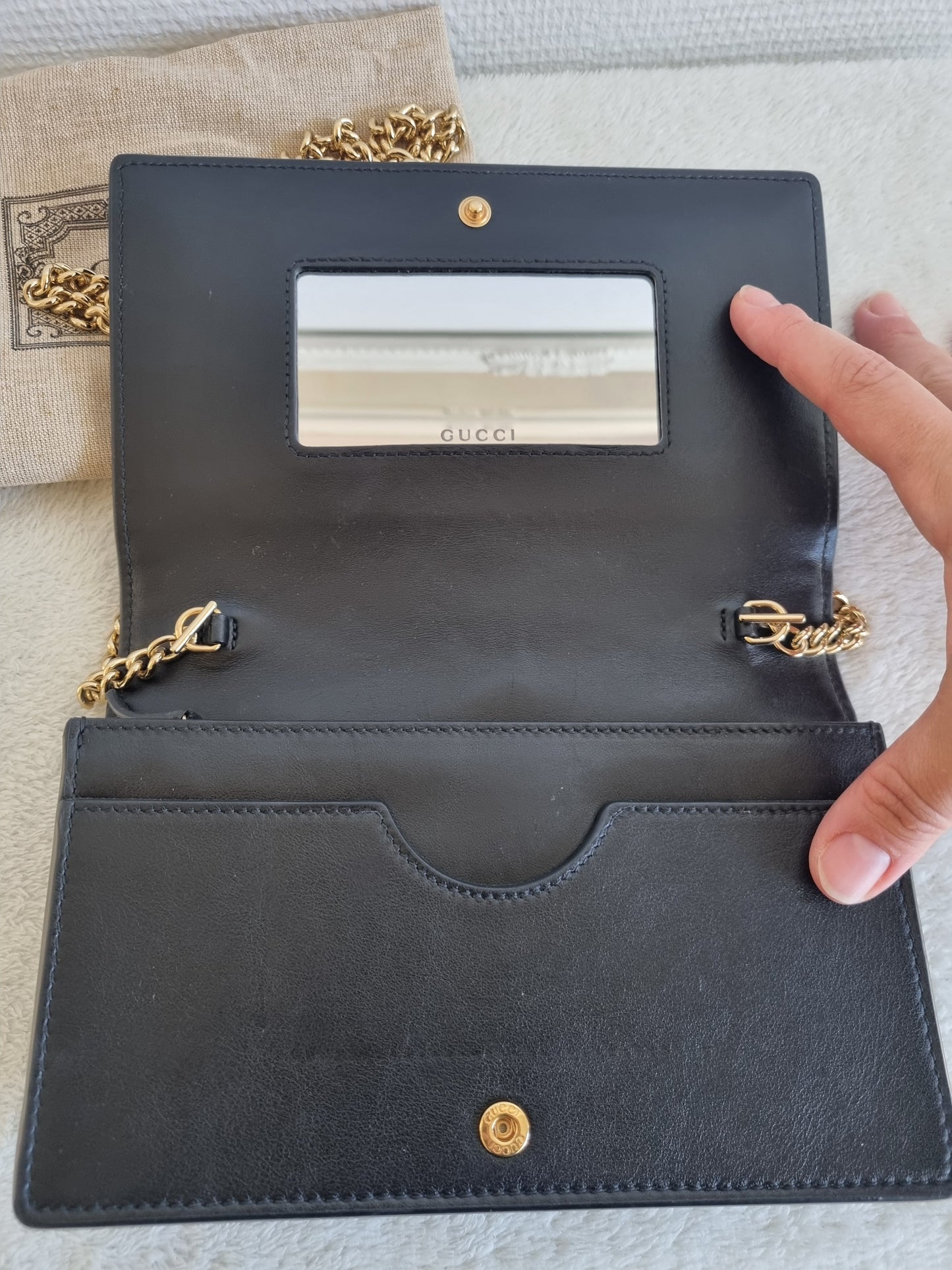 Gucci GG marmont black bag.