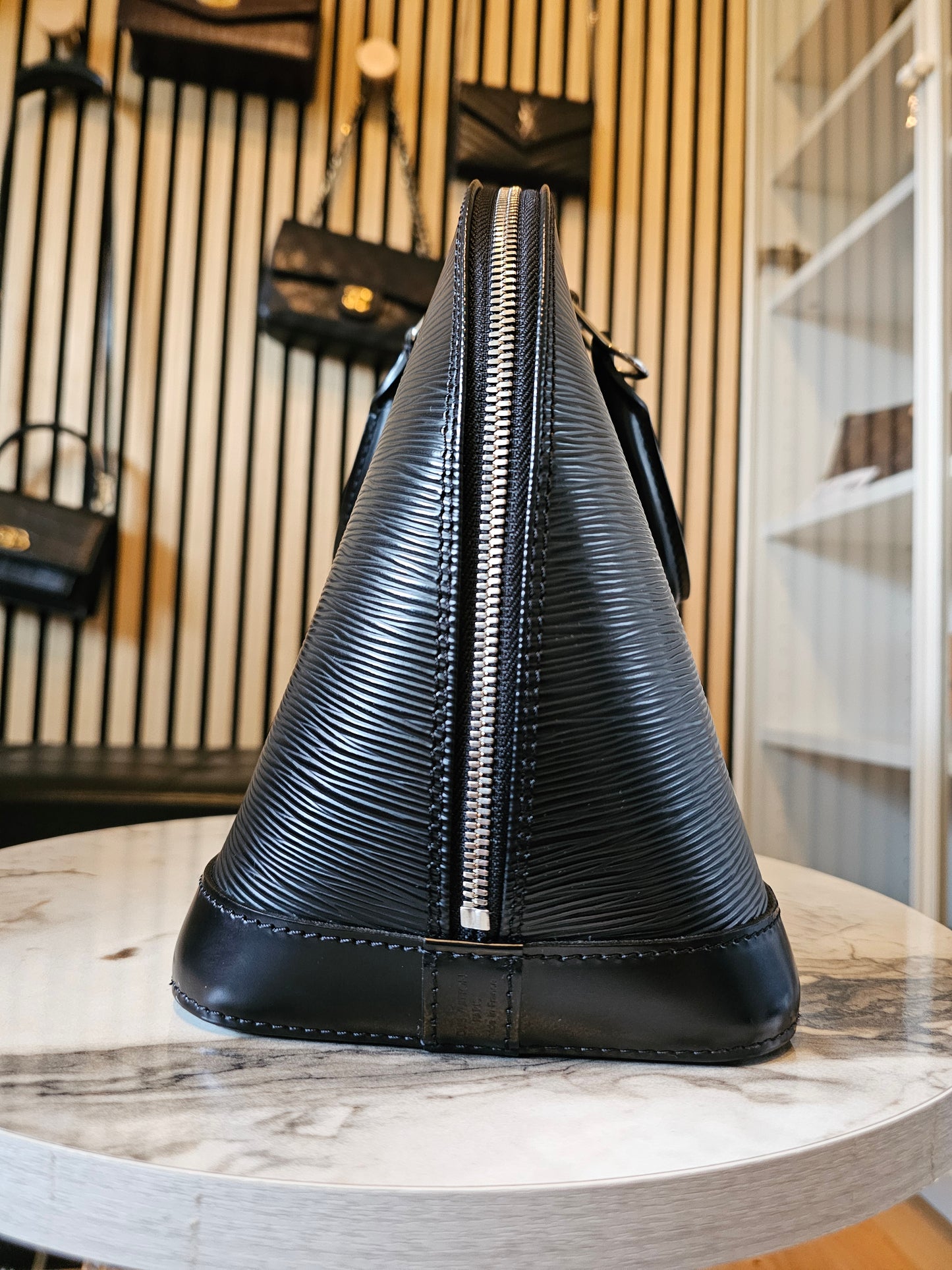 Louis Vuitton Alma PM, Black epi leather, SHW.