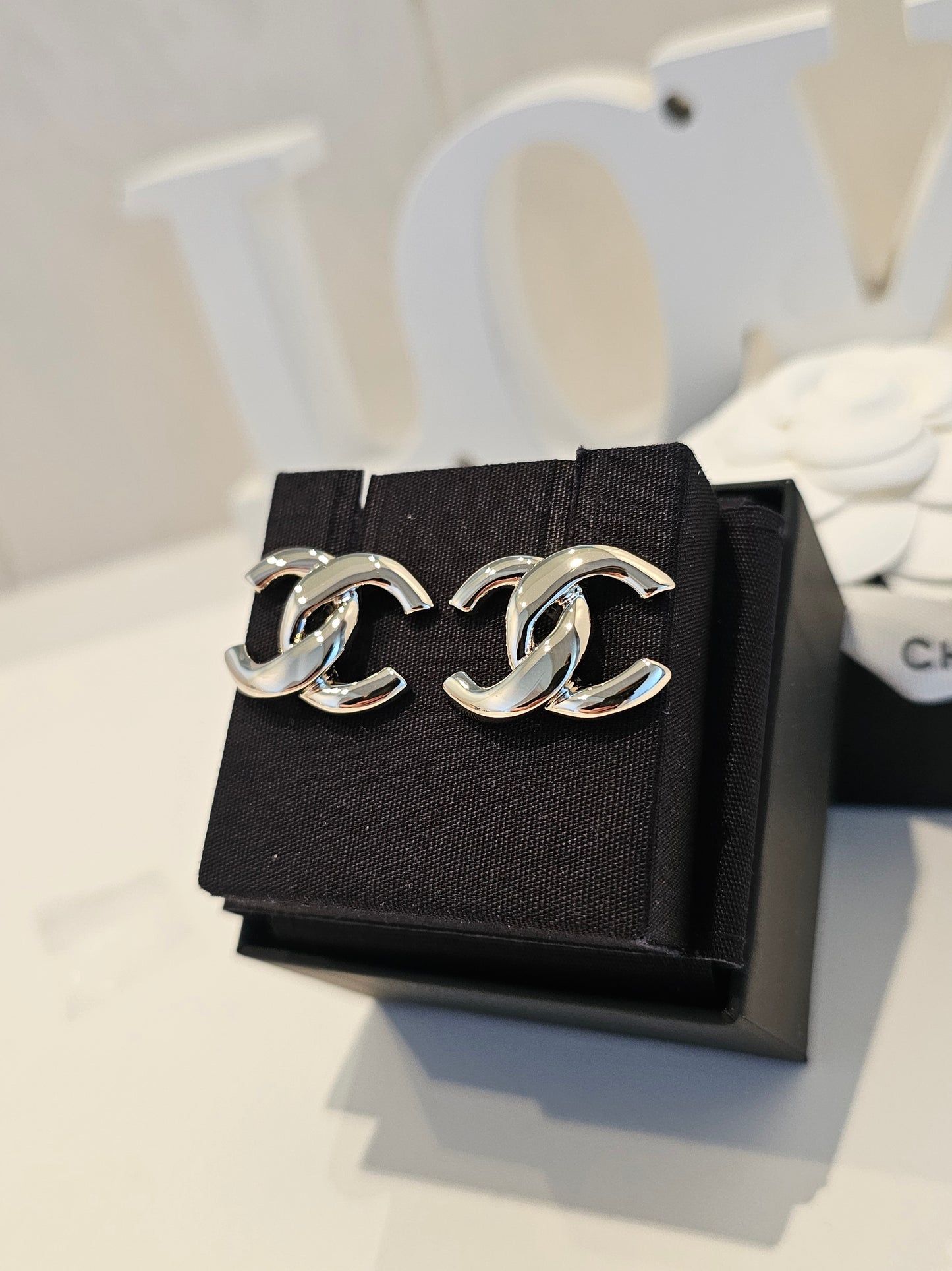 ABF588 Chanel øreringe - Golden CC earrings.