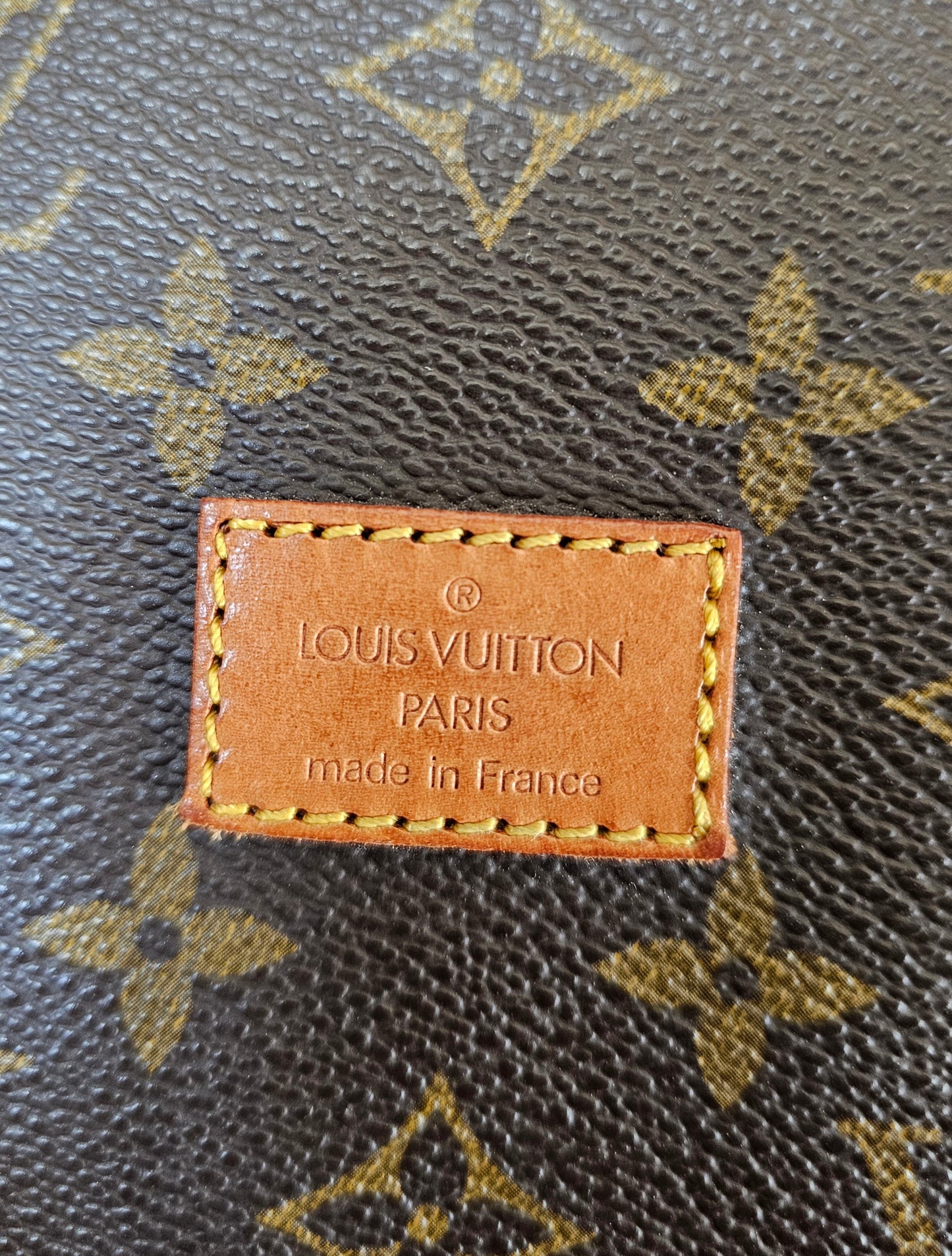 M42256 - Louis Vuitton - Saumur 30 monogram kanvas.