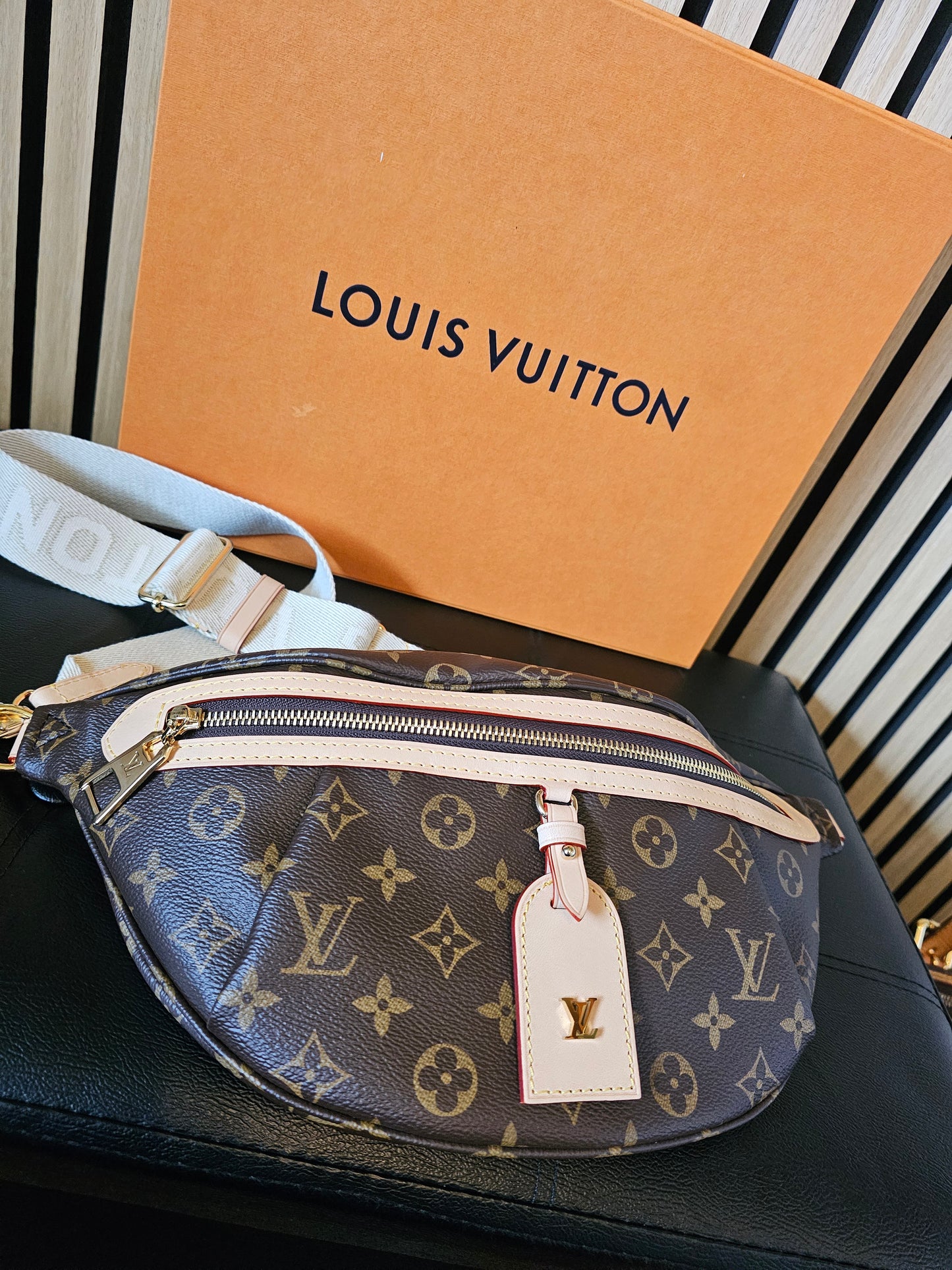 Louis vuitton High Rise bumbag, MNG kanvas - M46784.