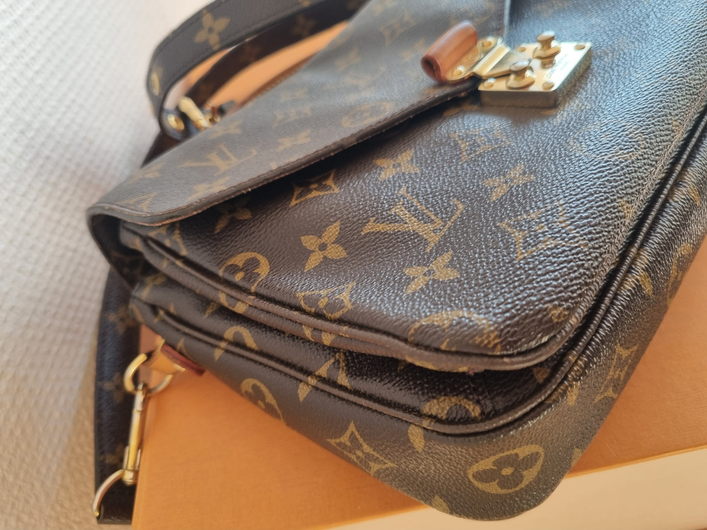 Louis Vuitton pochette Mètis, monogram kanvas.