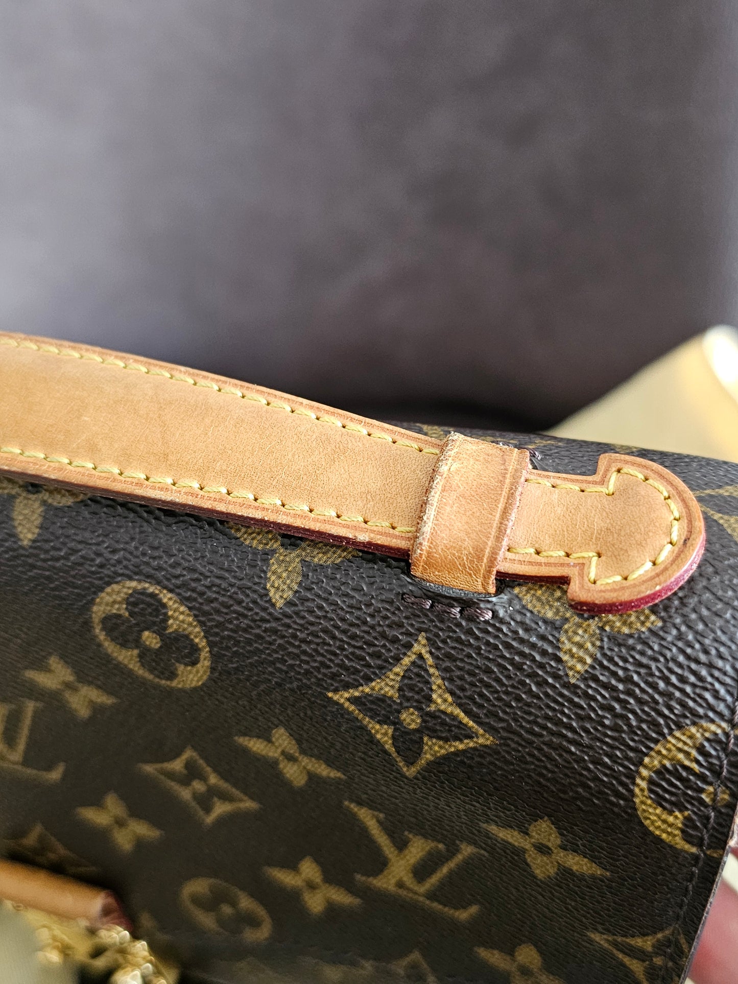 Louis Vuitton Pochette Métis monogram kanvas.