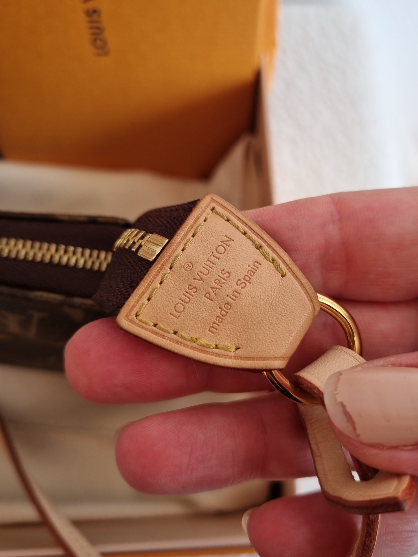 Louis vuitton pochette accesories NM I monogram kanvas.