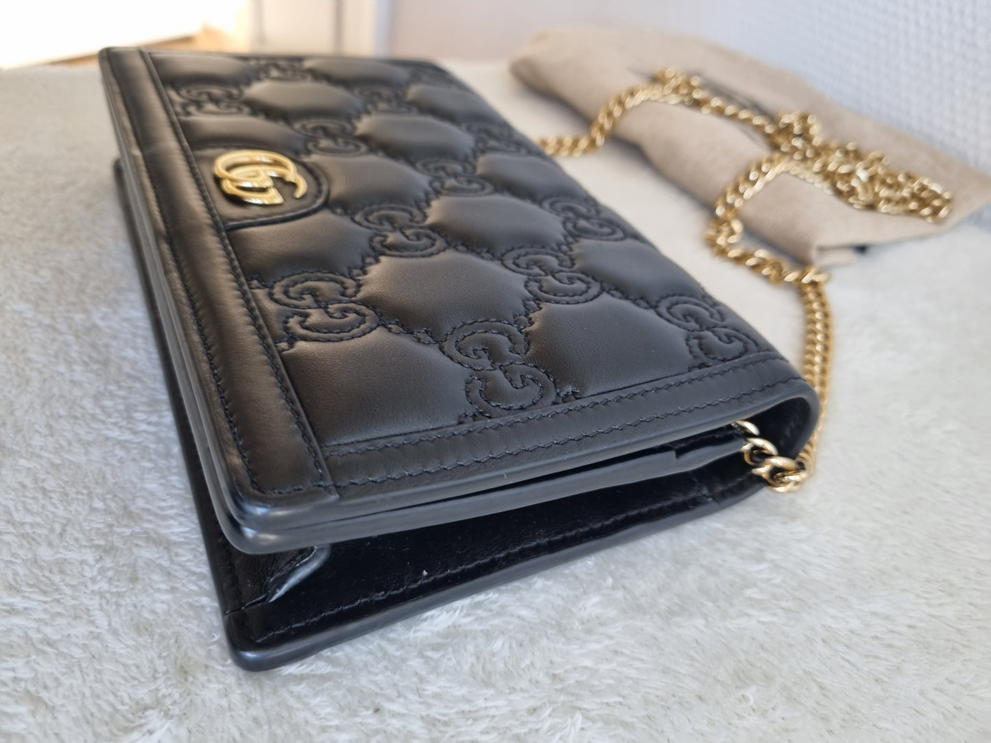 Gucci GG marmont black bag.