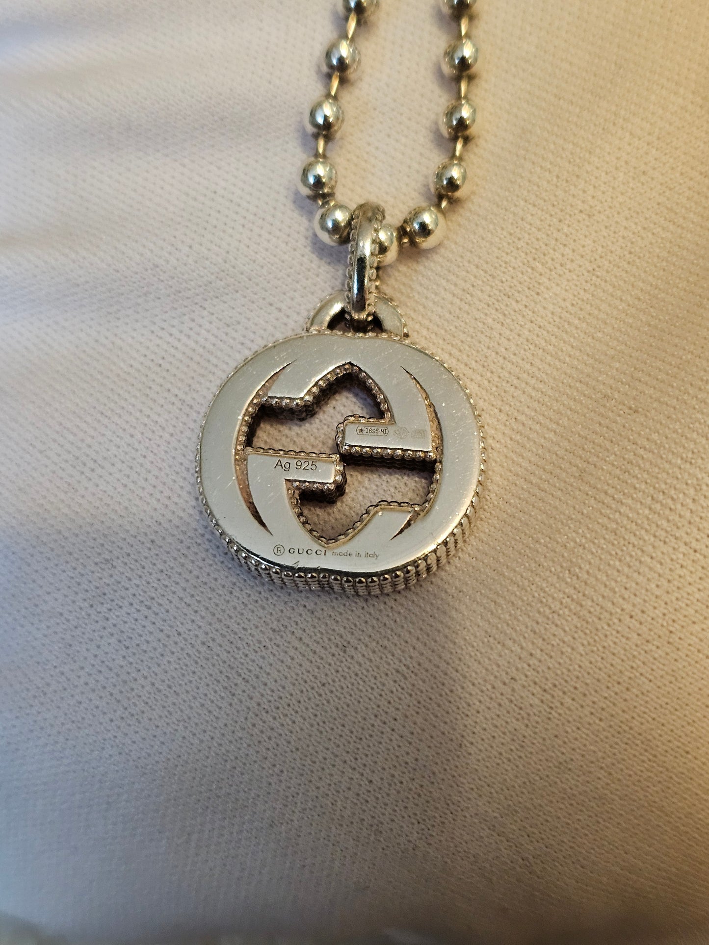 Gucci halskæde - interlocking silver 479219.