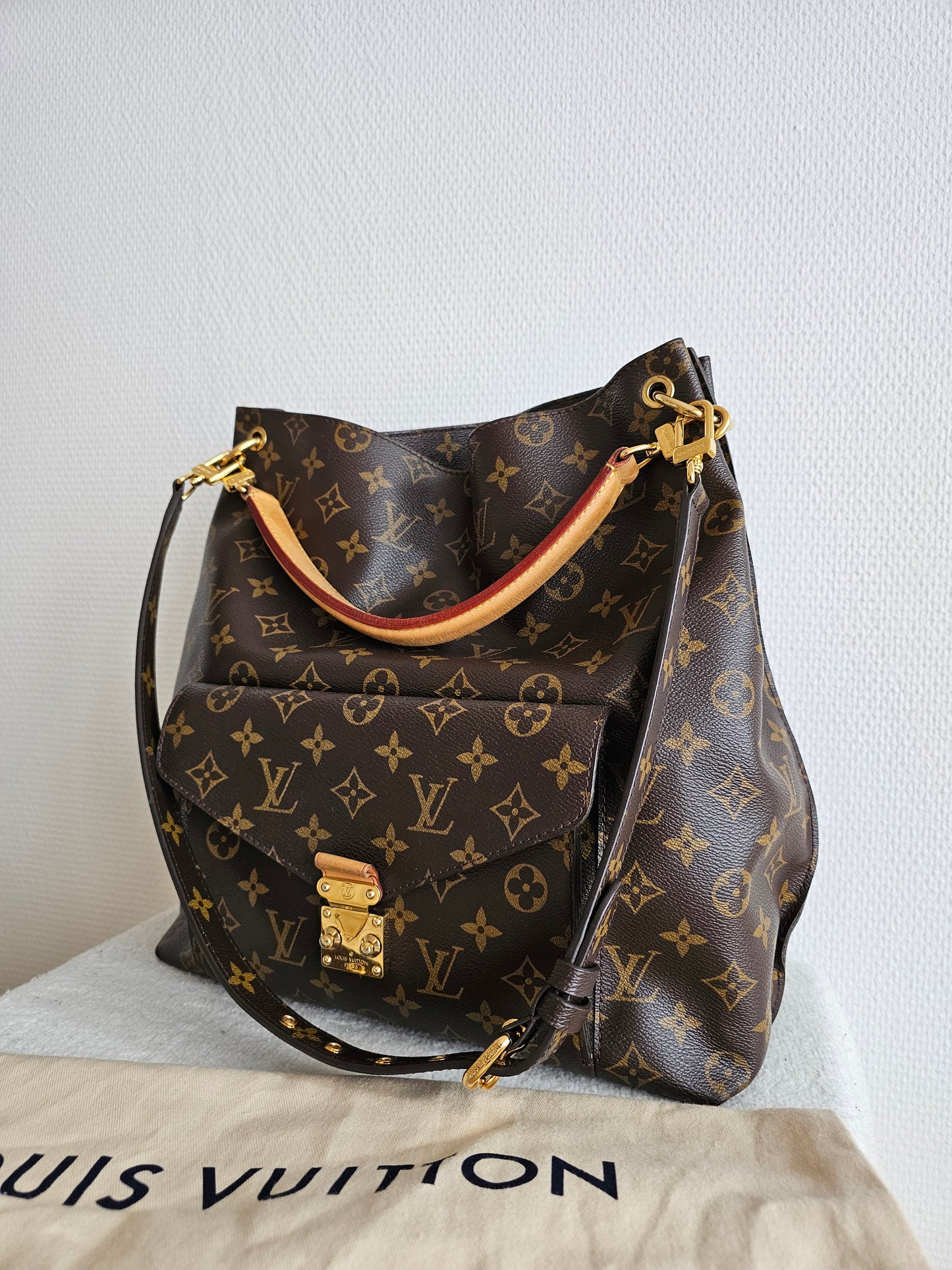 Louis Vuitton Metis Hobo, monogram kanvas.
