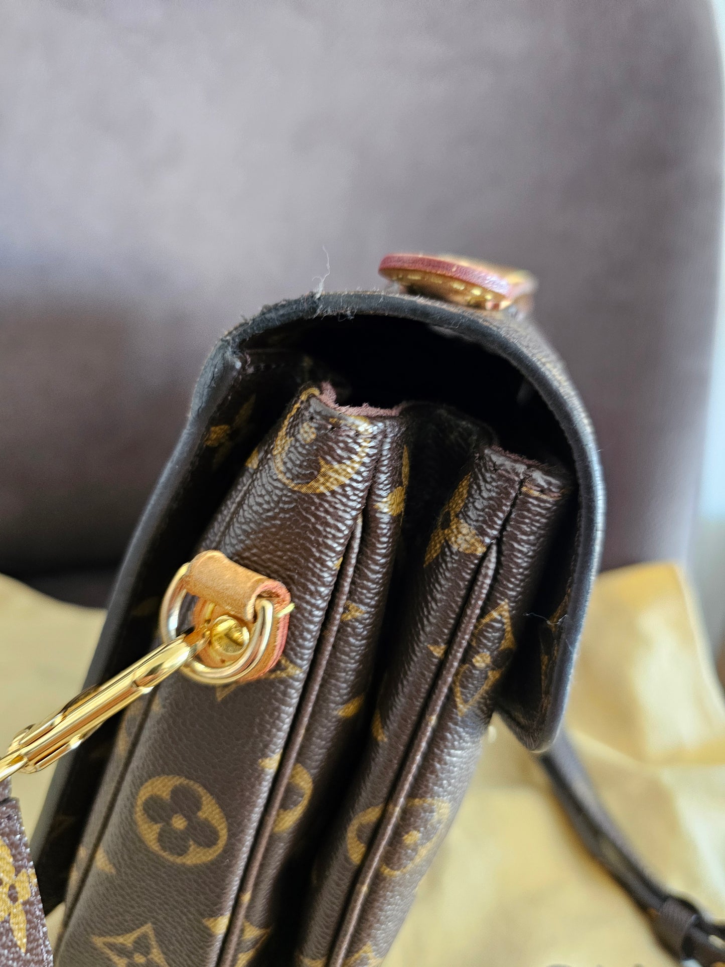 Louis Vuitton Pochette Métis monogram kanvas.