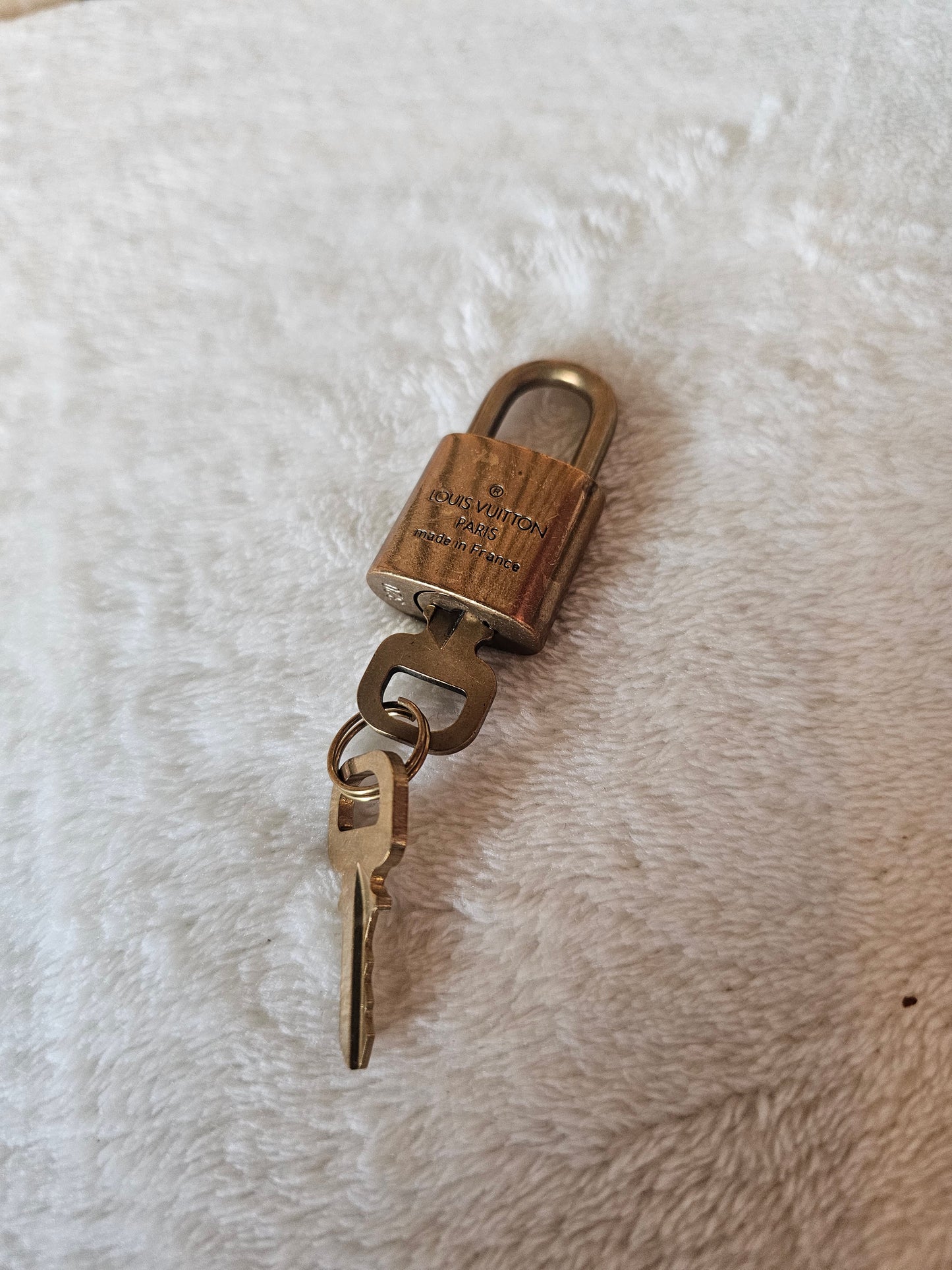 Louis Vuitton lås & nøgler - 320