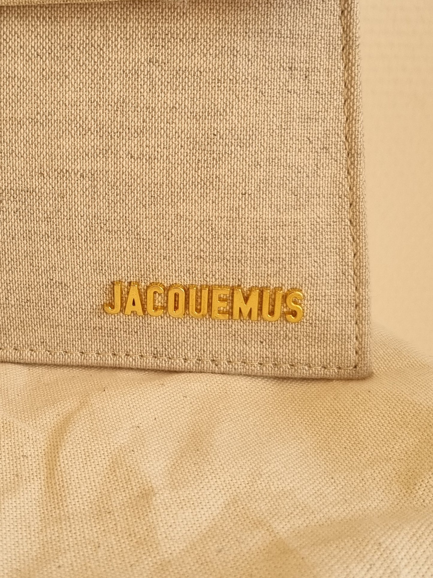 Jacquemus Le bambino, top handle. Large.