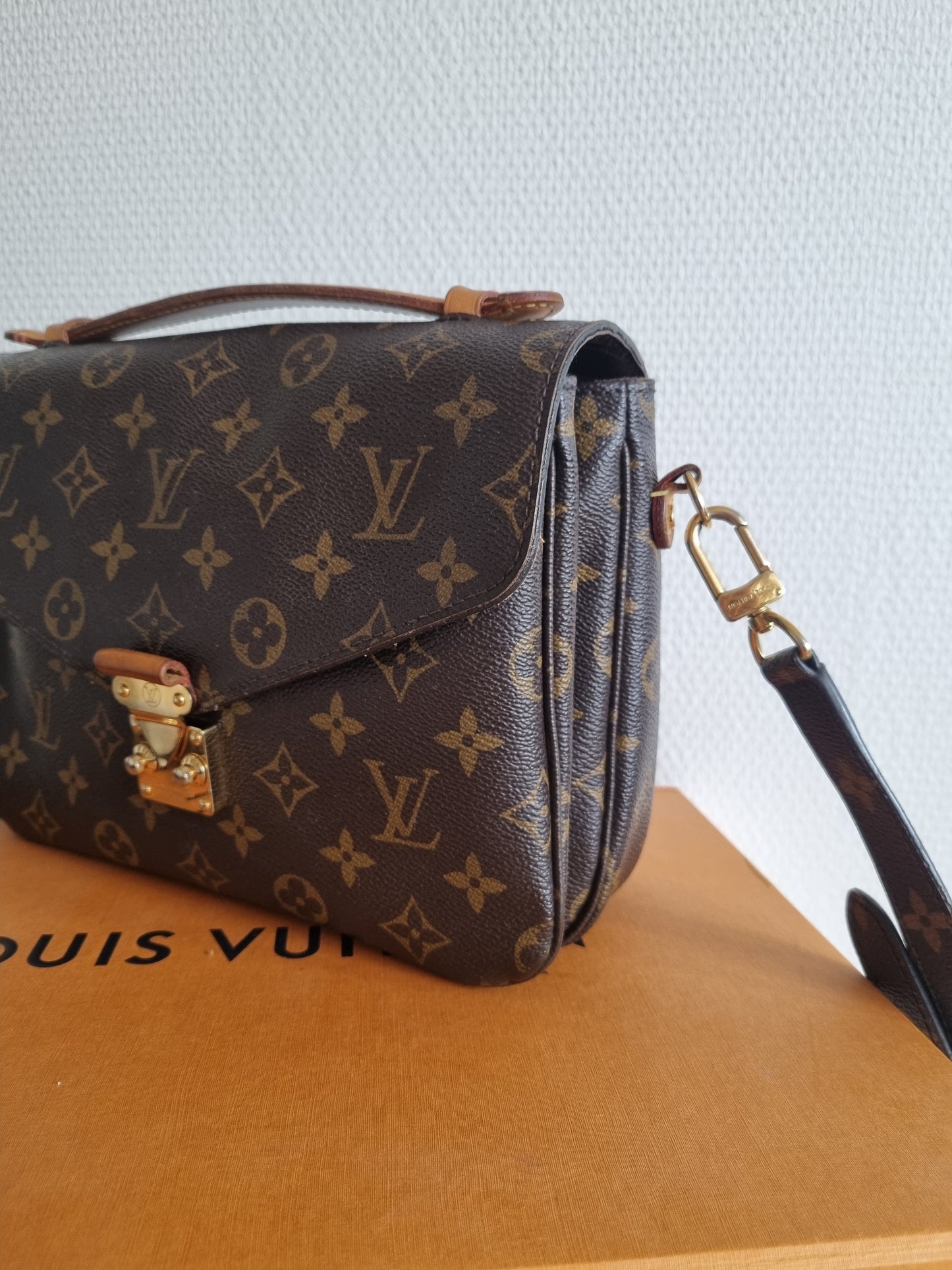 Louis Vuitton pochette Mètis, monogram kanvas.