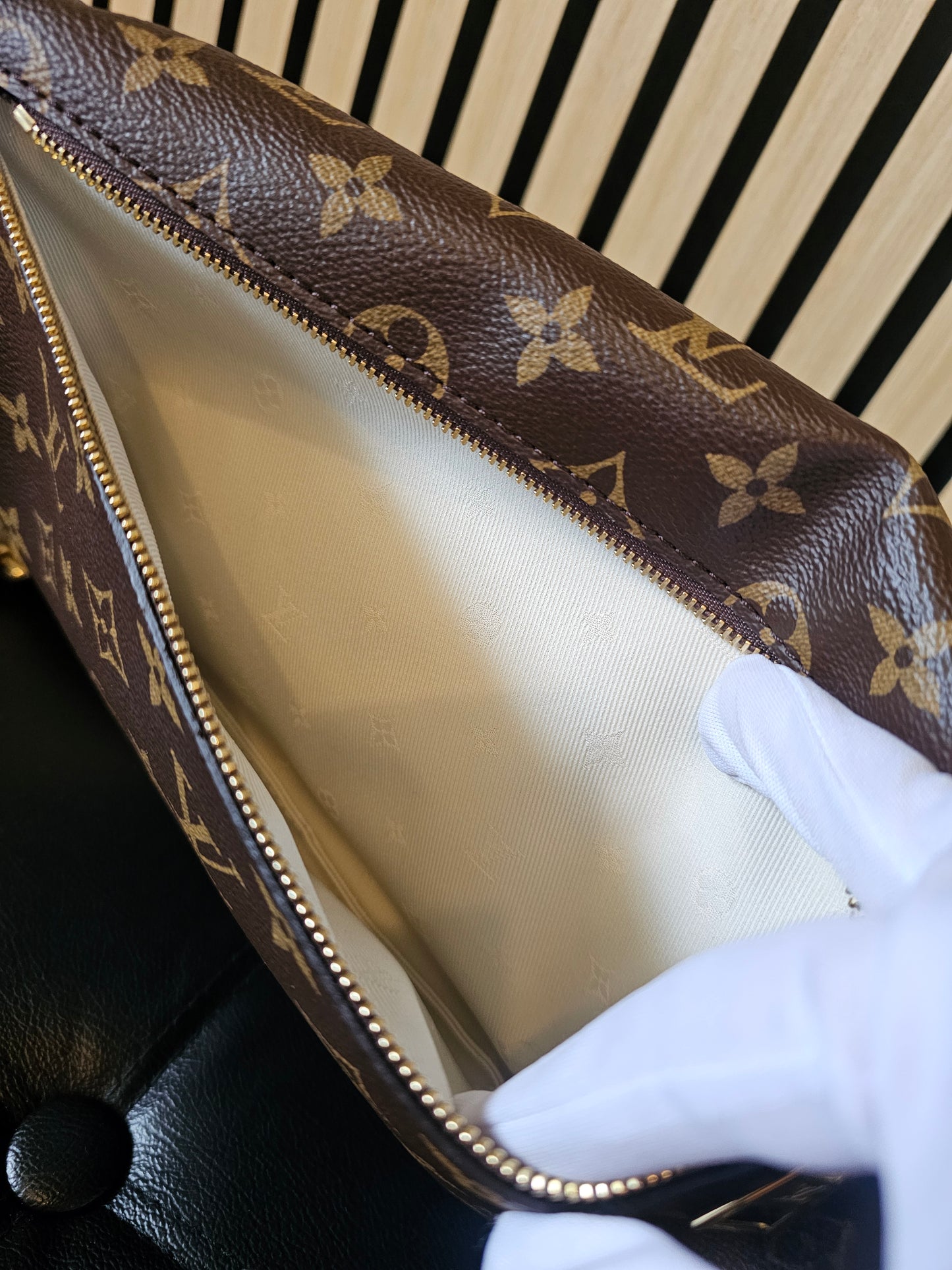 Louis vuitton High Rise bumbag, MNG kanvas - M46784.