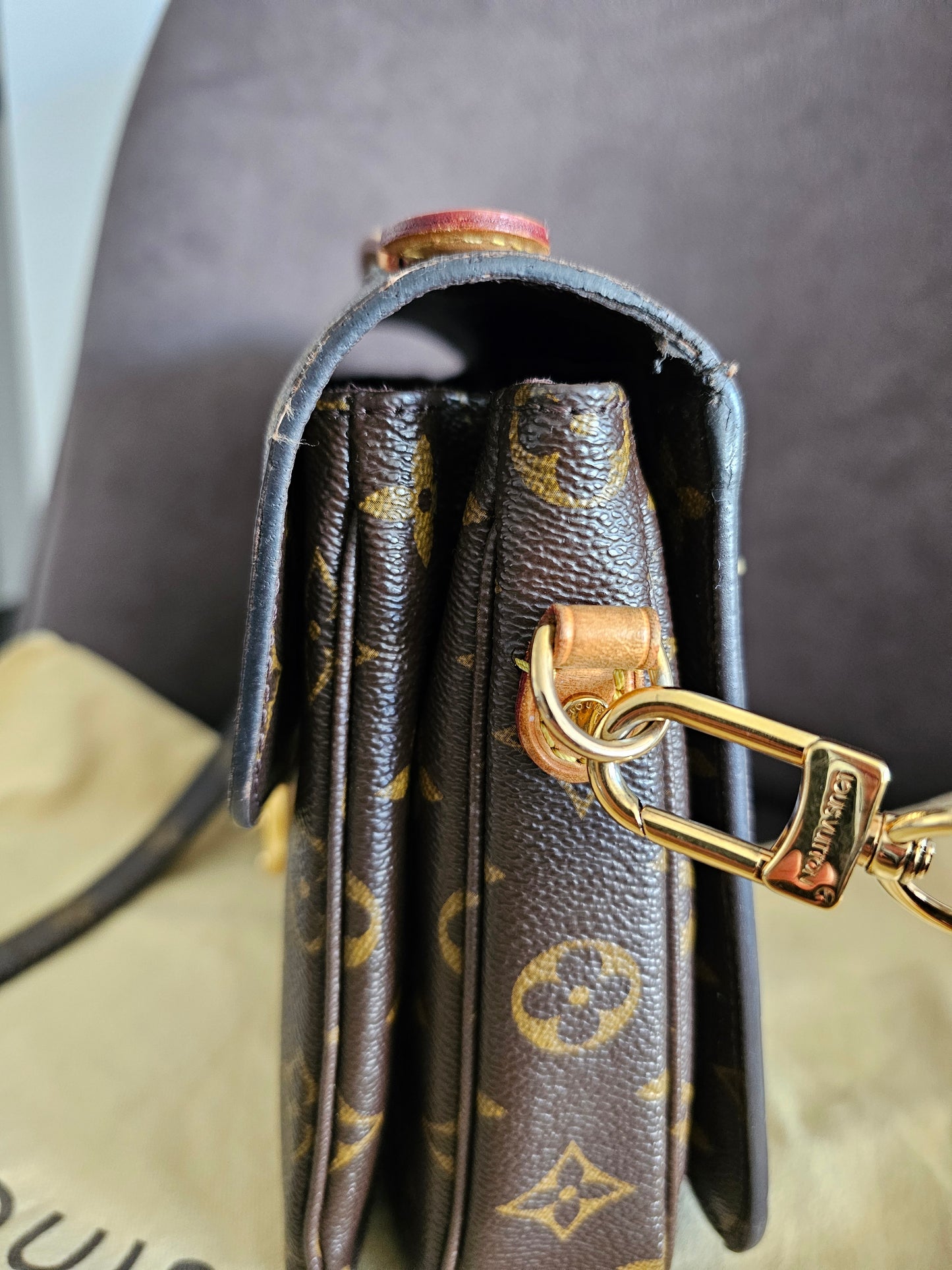 Louis Vuitton Pochette Métis monogram kanvas.