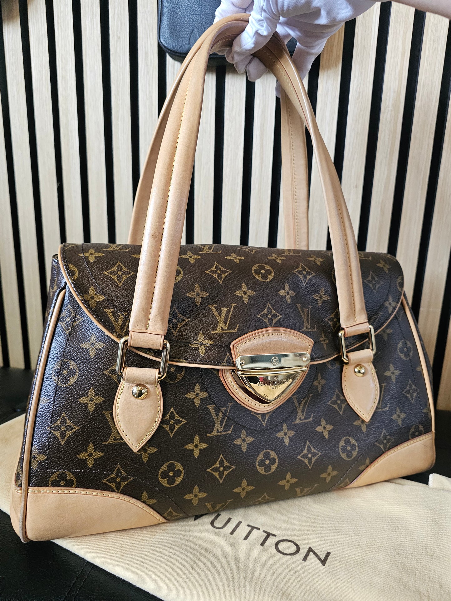 M40120 Louis Vuitton Beverly GM, monogram kanvas.