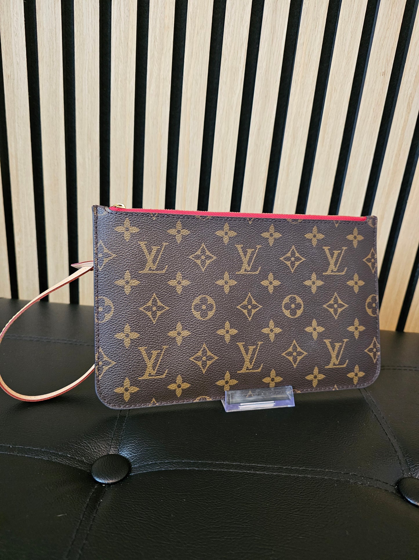 Louis Vuitton Clutch I Monogram - fra neverfull MM.