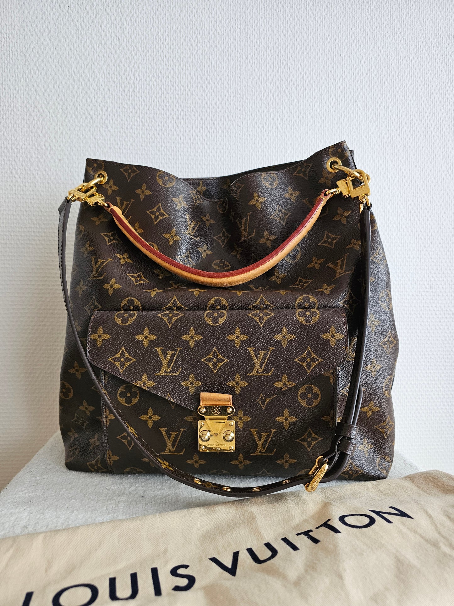 Louis Vuitton Metis Hobo, monogram kanvas.