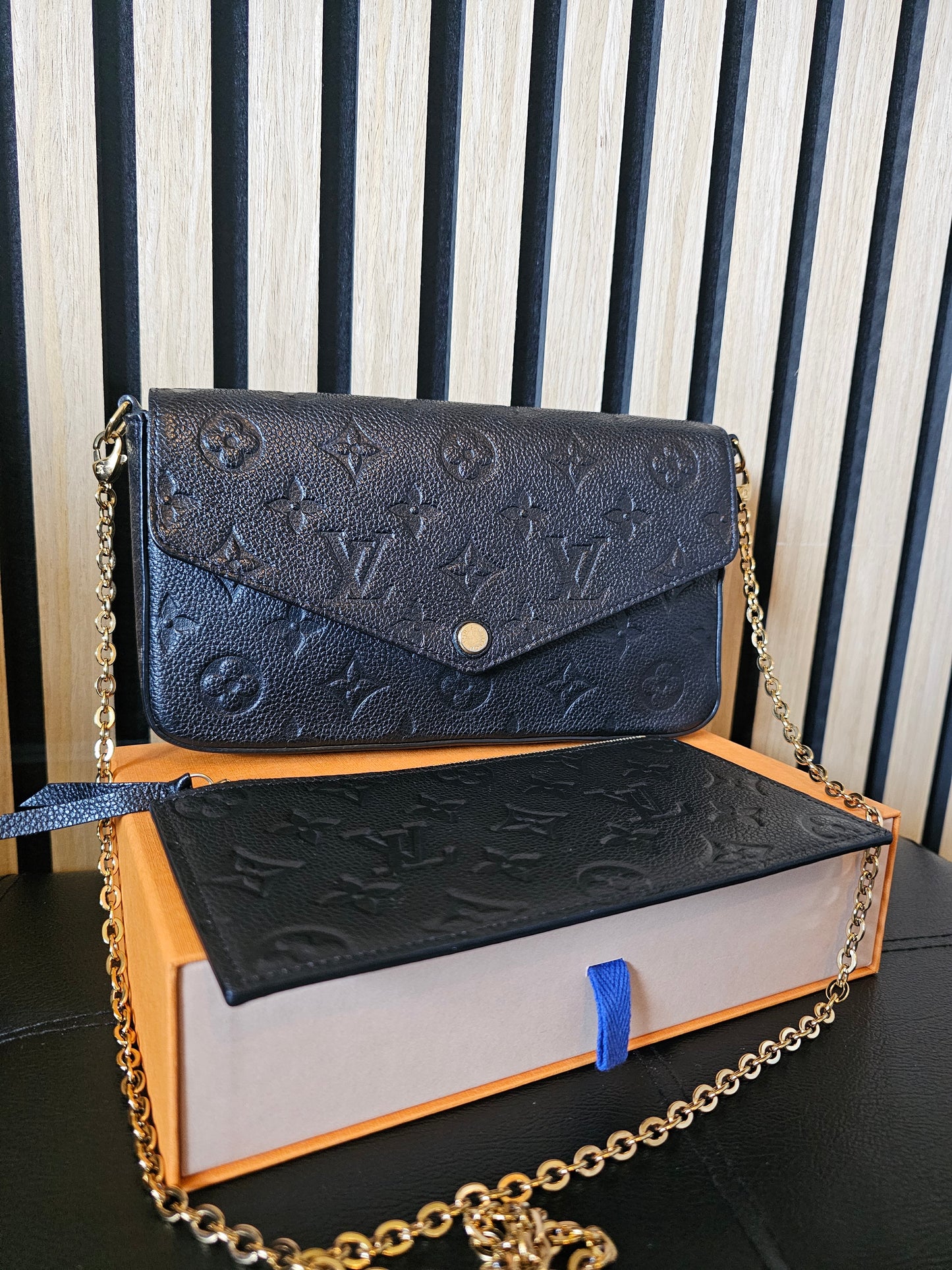 Louis vuitton - Félicie pochette MNG, Black Emp. Leather.