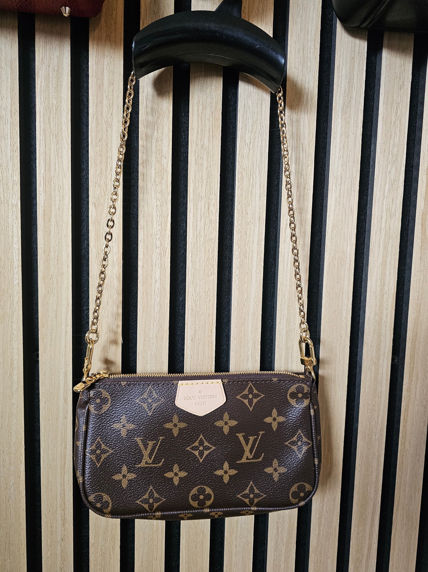 Louis Vuitton Small pochette accesories, Monogram kanvas.