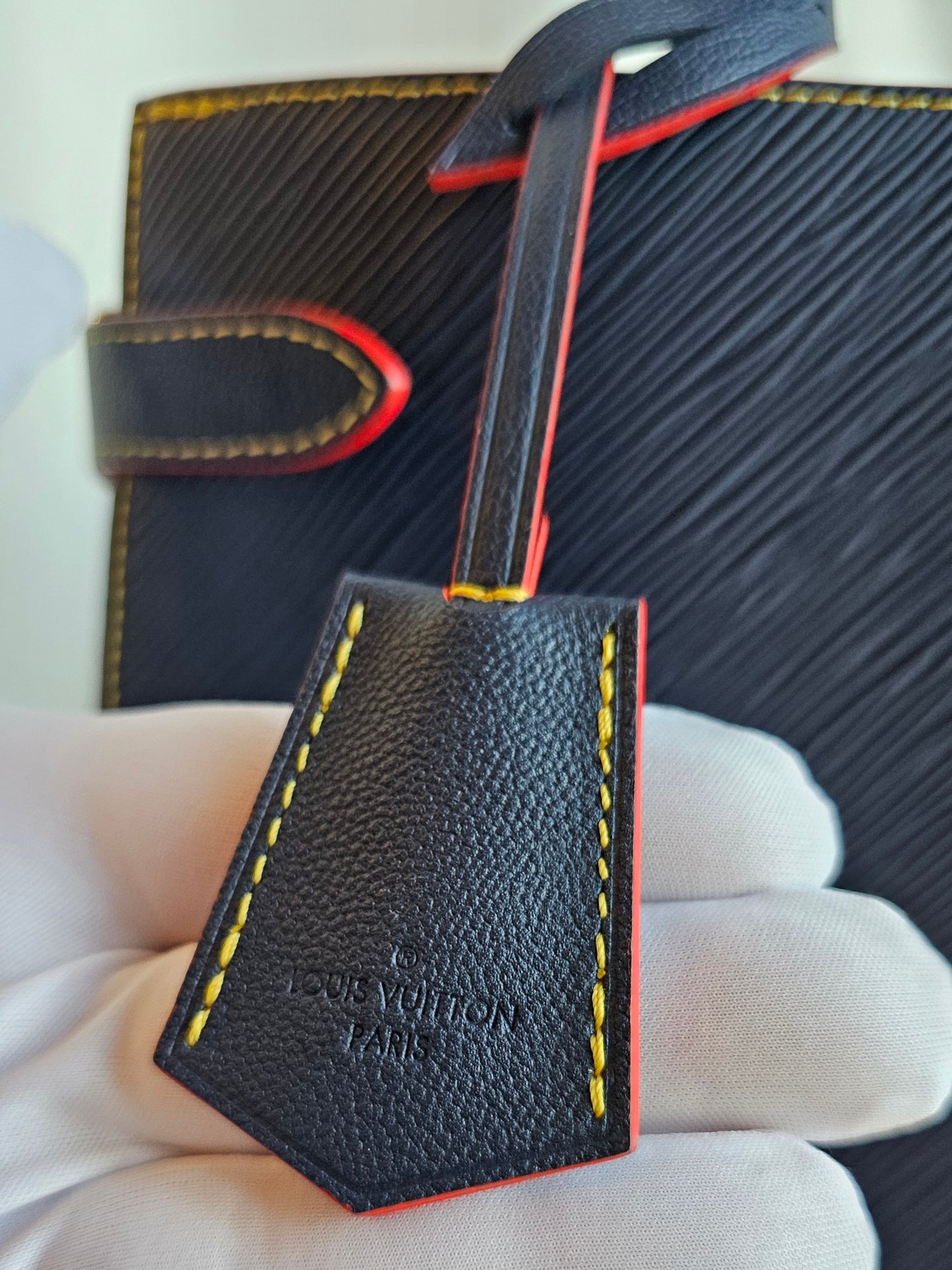 Louis Vuitton - Twist tote bag M54980