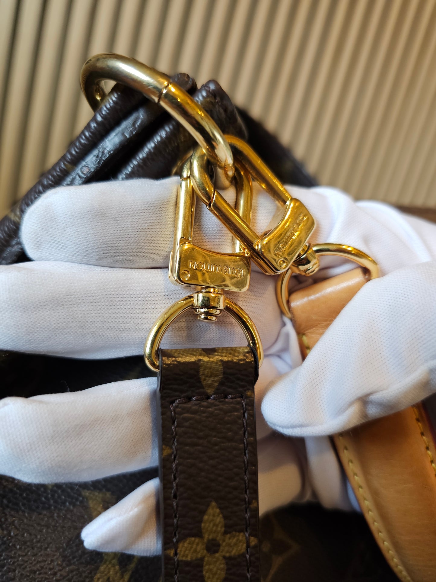 M40781 - Louis Vuitton Metis Hobo, monogram kanvas.