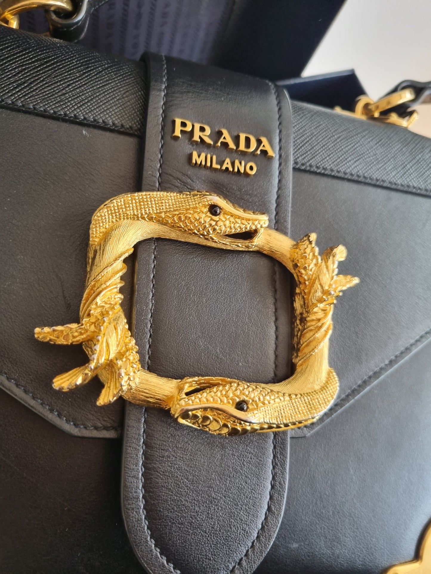 Prada taske