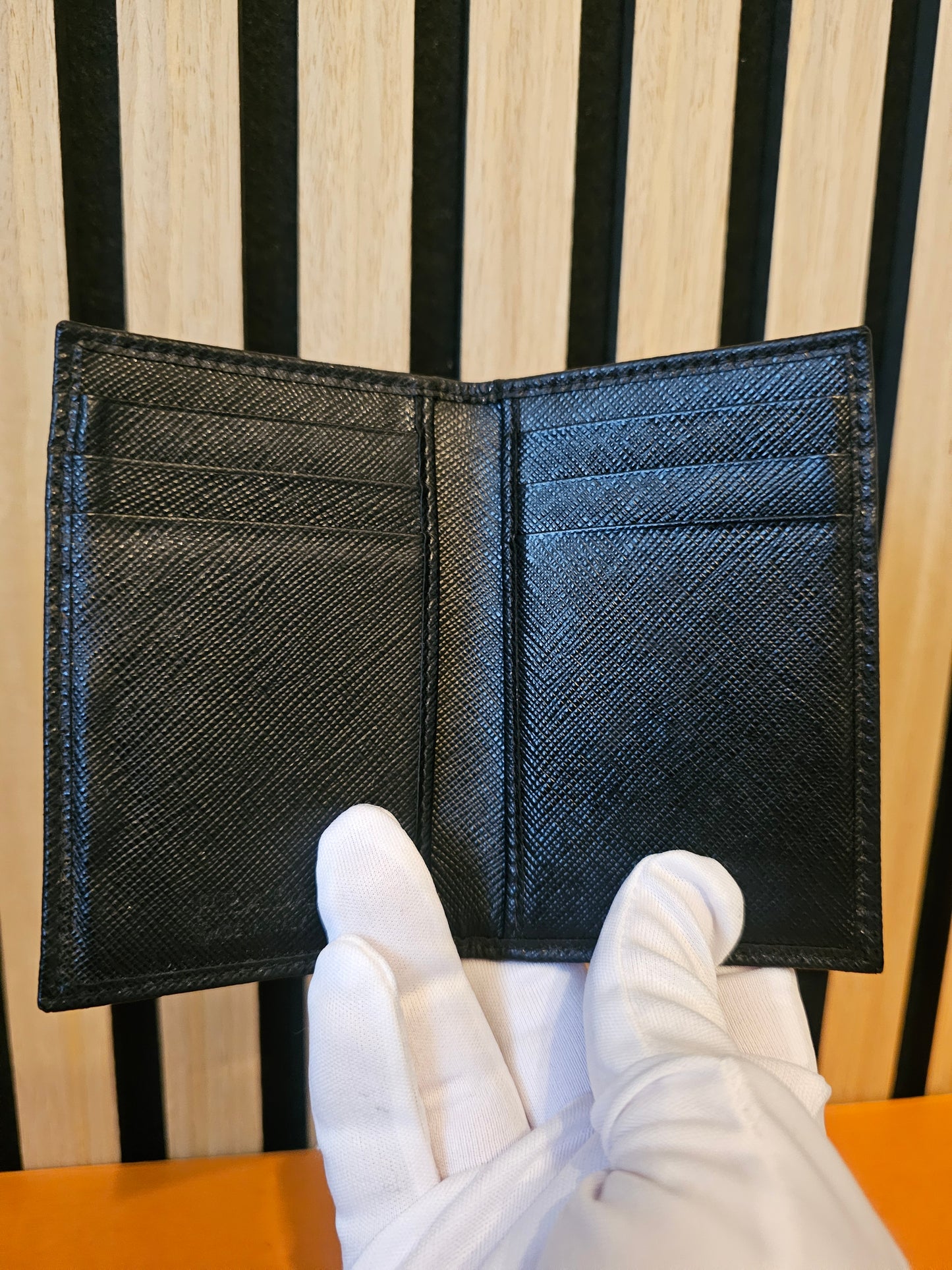 Prada Card case/wallet - Black, saffiano leather.