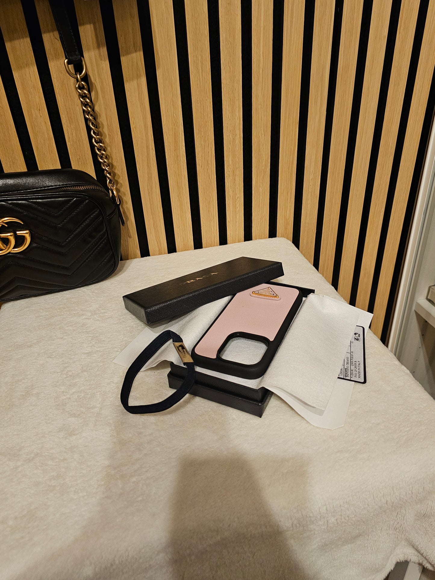 Prada telefon cover