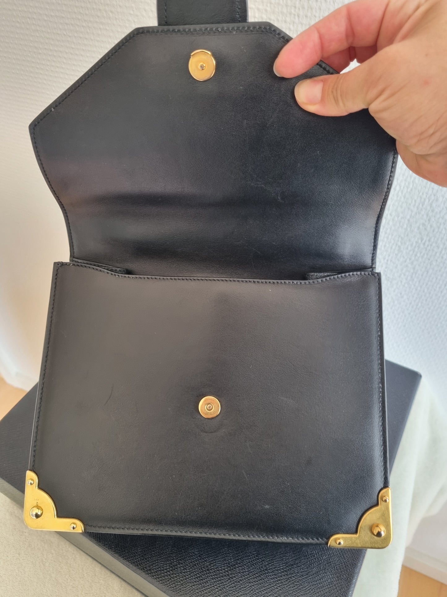 Prada taske