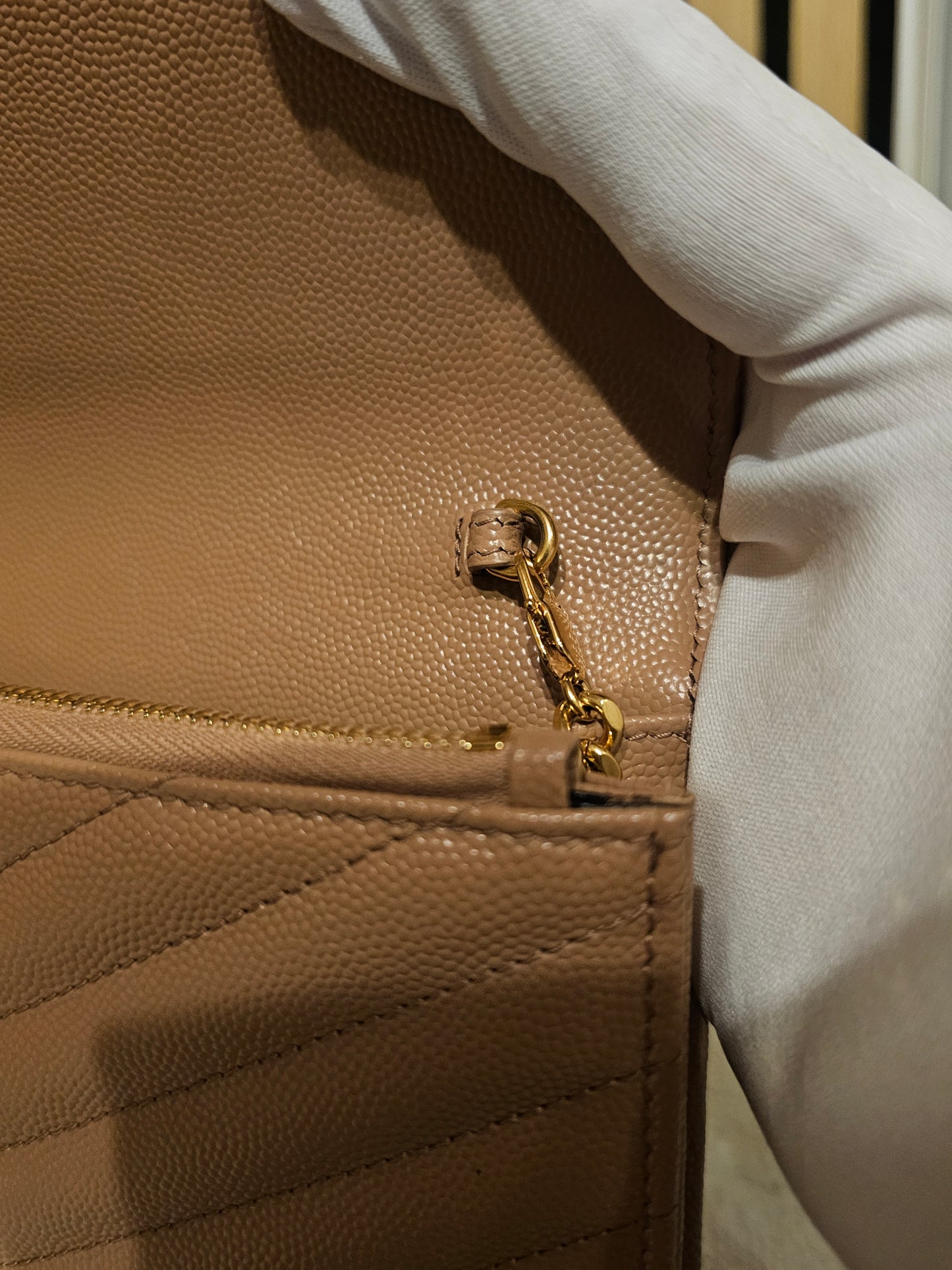 YSL - Envelope Chain wallet - Dark beige.