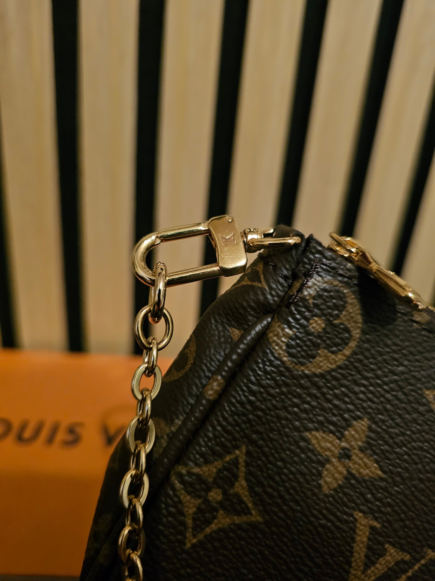 Louis Vuitton Small pochette accesories, Monogram kanvas.