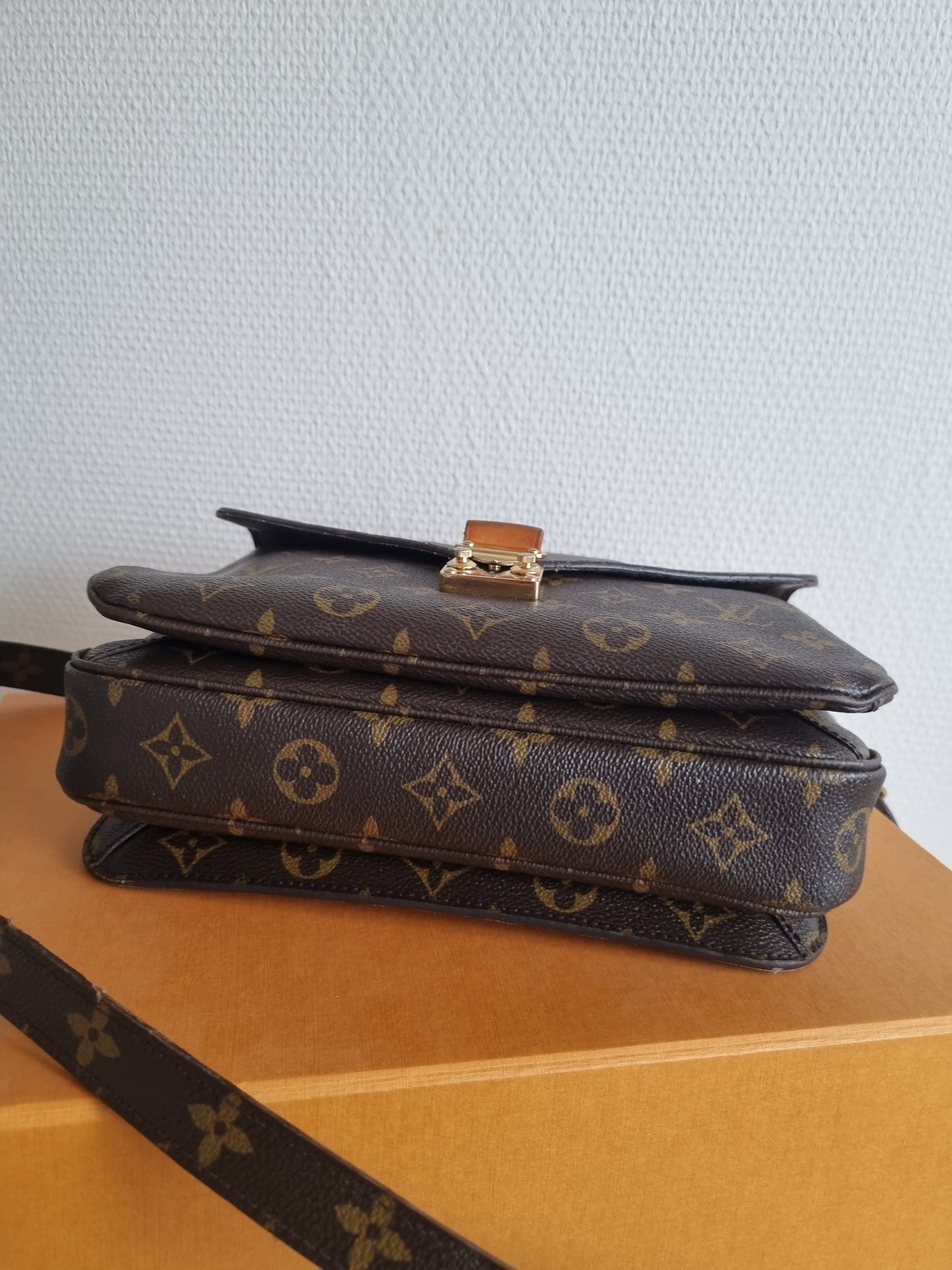 Louis Vuitton pochette Mètis, monogram kanvas.