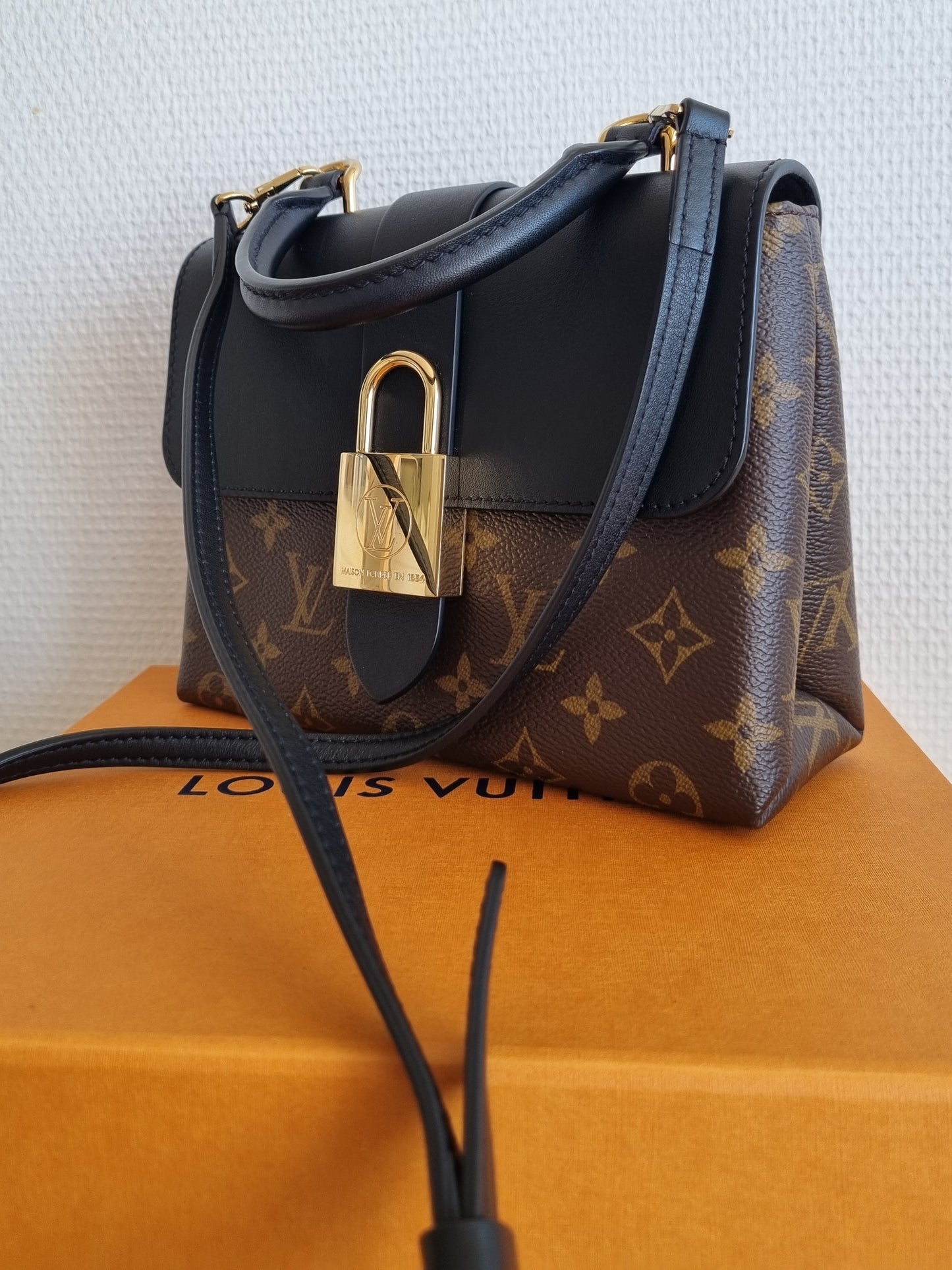 Louis Vuitton taske - Locky BB, MNG, kanvas - sort.