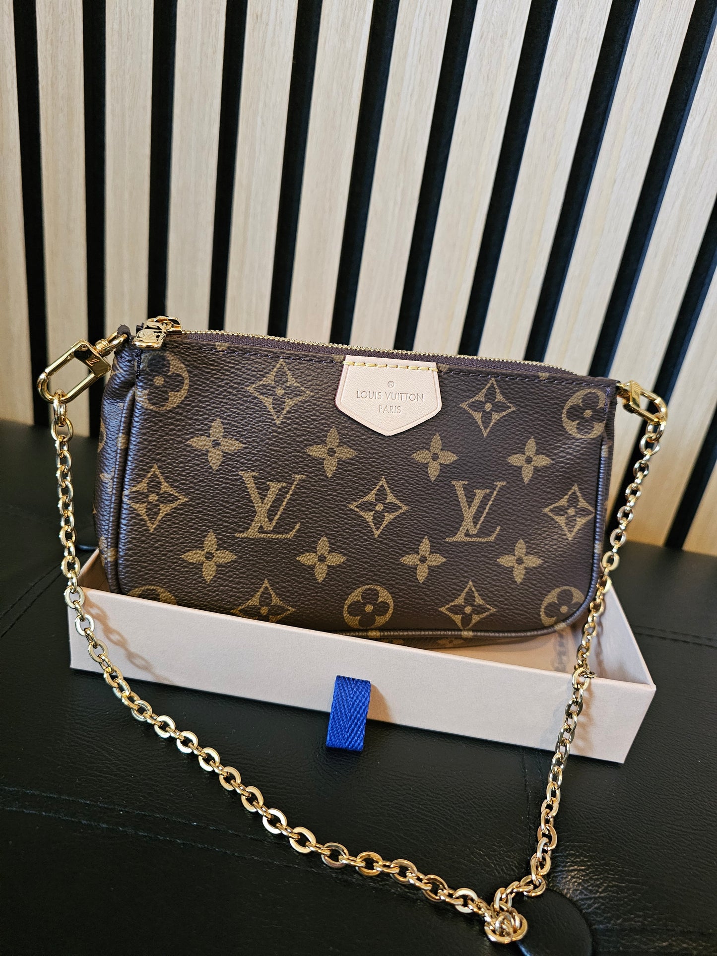Louis Vuitton Small pochette accesories, Monogram kanvas.