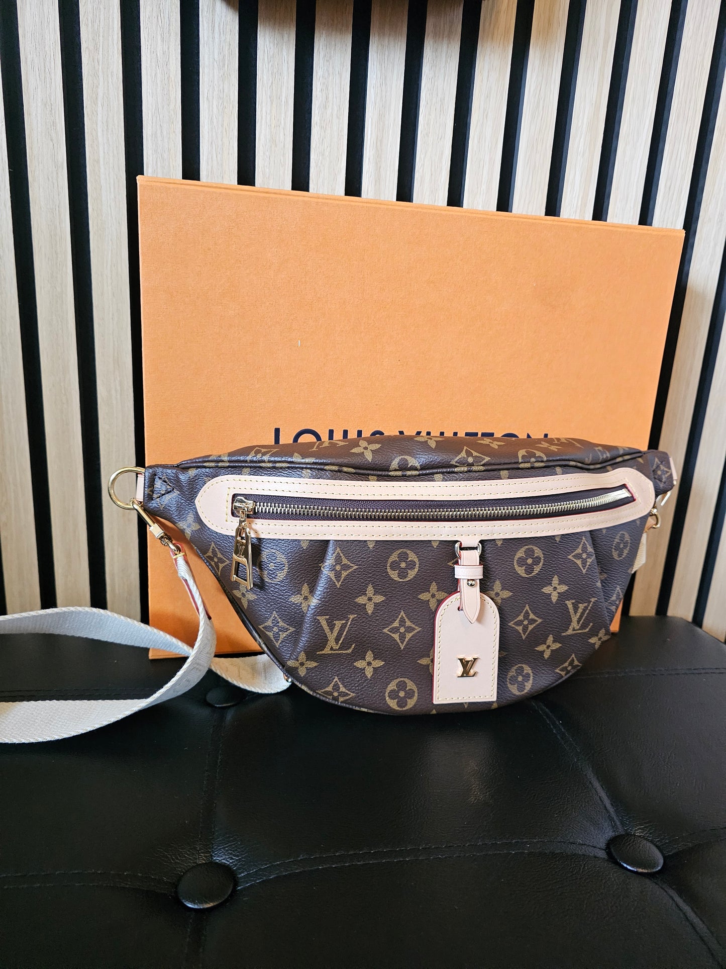 Louis vuitton High Rise bumbag, MNG kanvas - M46784.