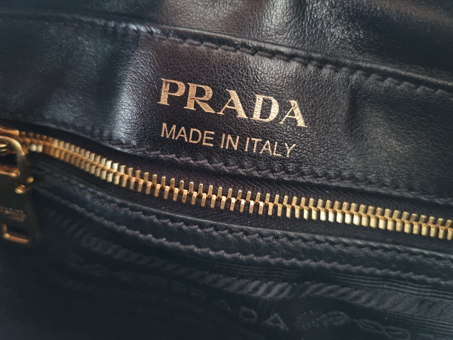 Prada Mirage camera bag - Nero.