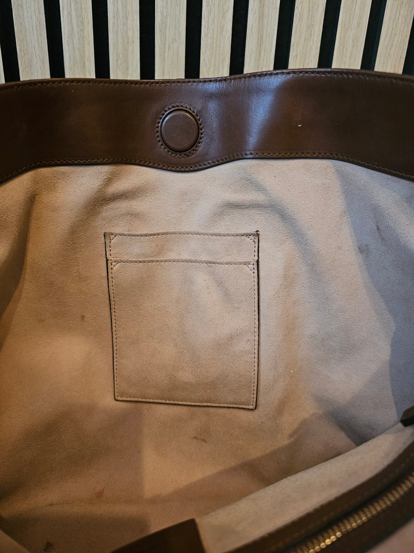 Gucci tote bag with shoulder strap- Supreme GG.