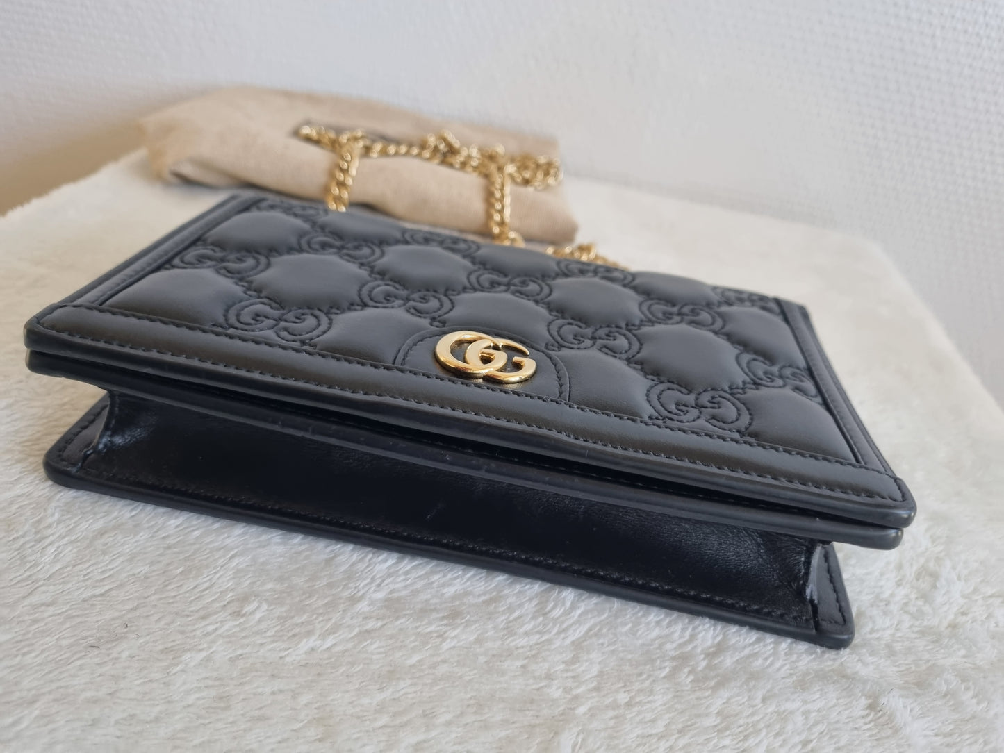 Gucci GG marmont black bag.
