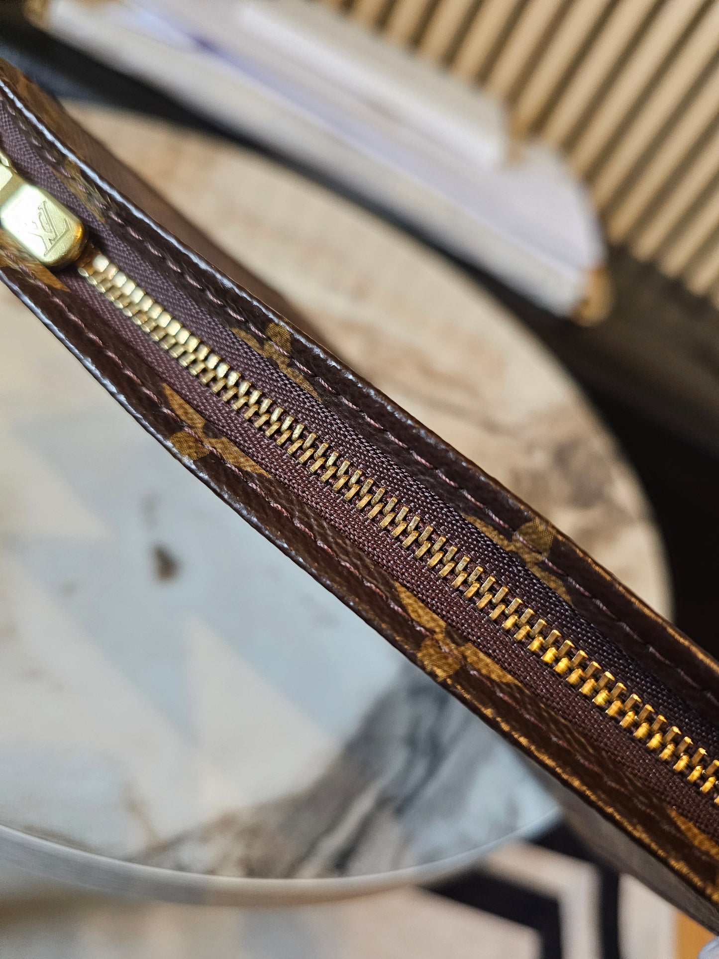 Toiletry pouch 19, MNG kanvas.