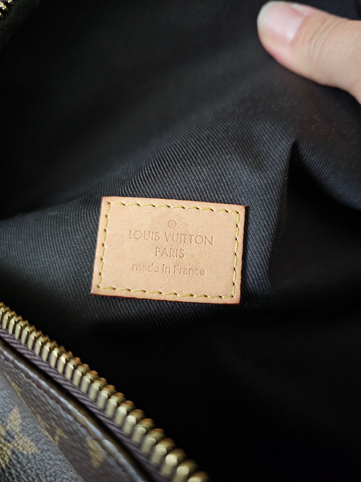 M43644 - Louis Vuitton bag, Bumbag, monogram kanvas.