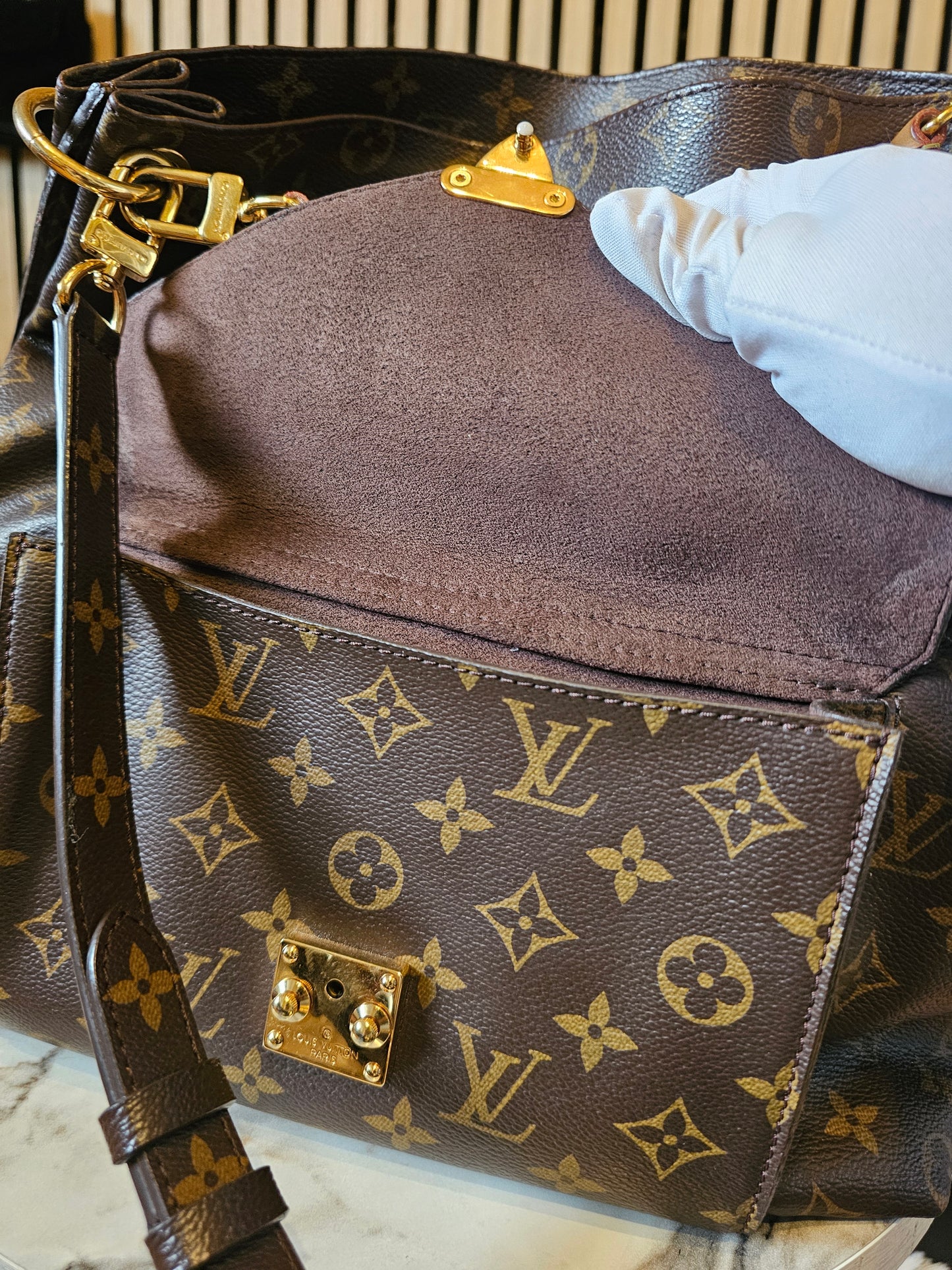 M40781 - Louis Vuitton Metis Hobo, monogram kanvas.