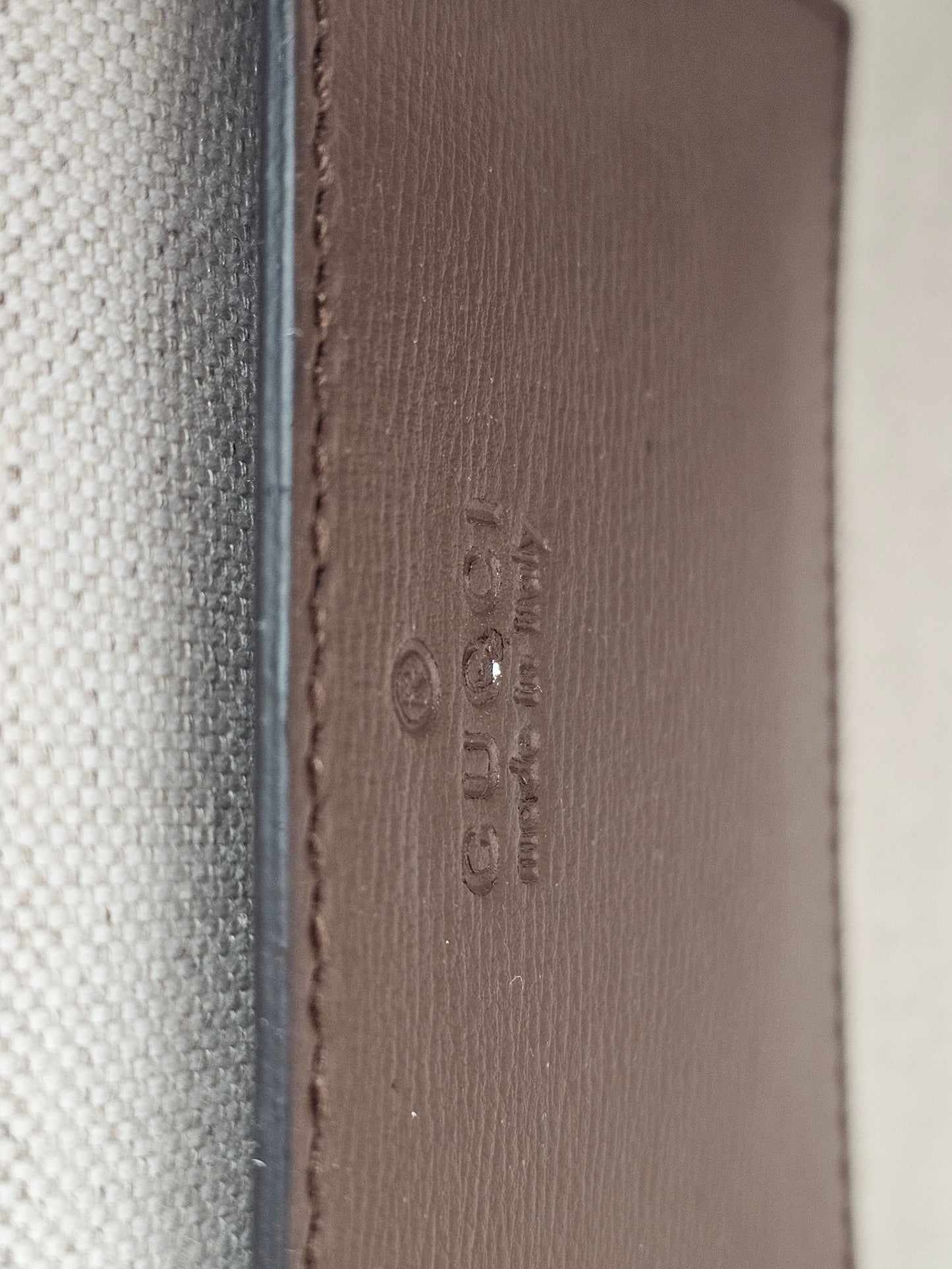671623 - Gucci mini tote bag, GG supreme.