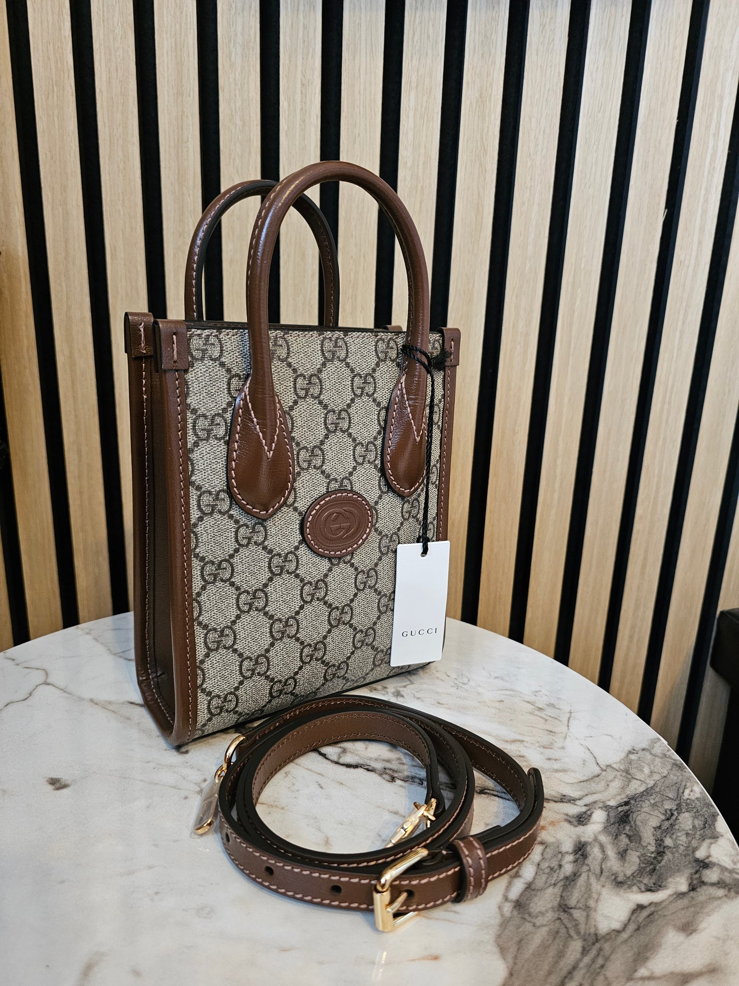 671623 - Gucci mini tote bag, GG supreme.