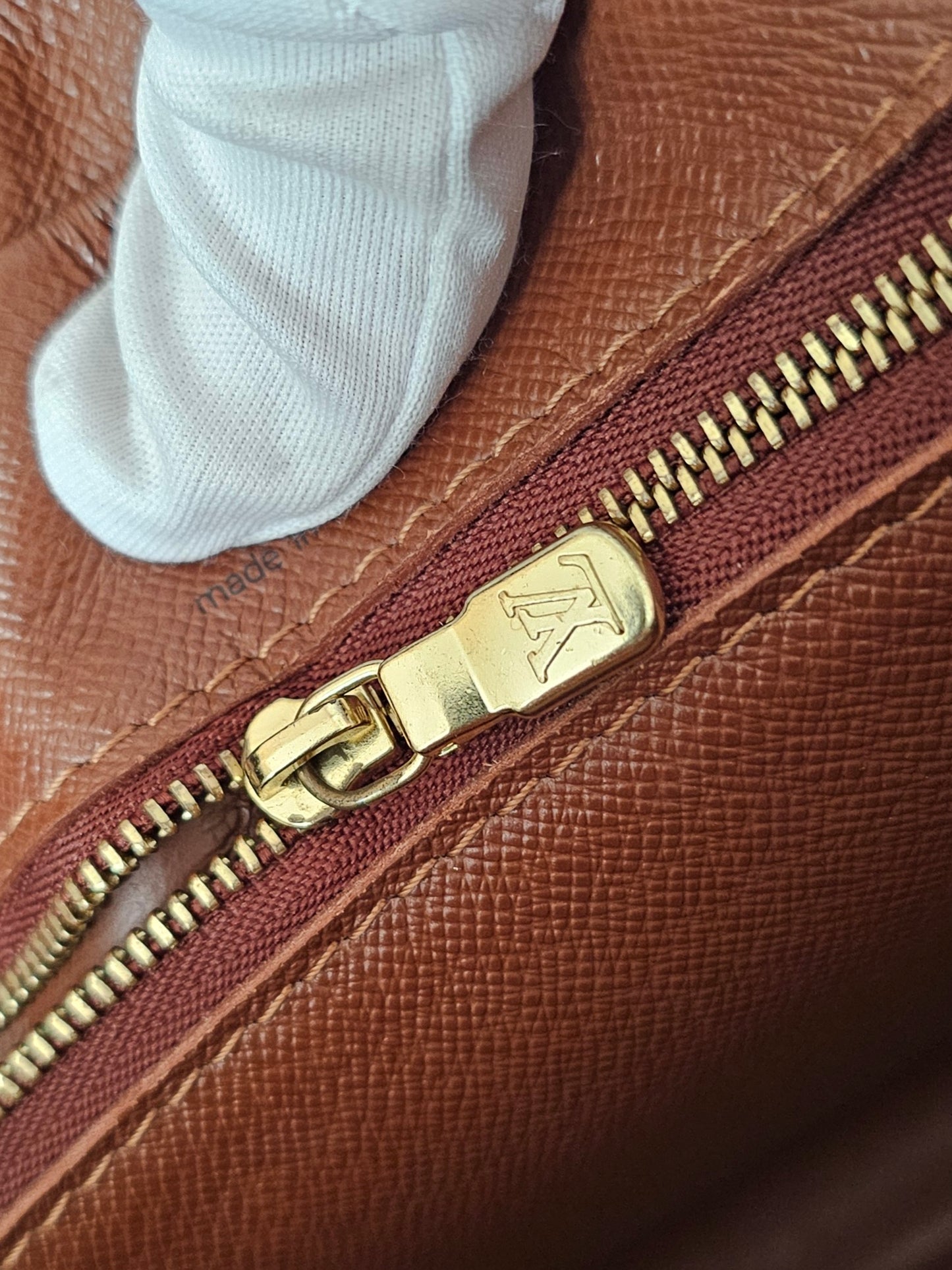 M45244 - Louis Vuitton Nile MM, monogram kanvas.